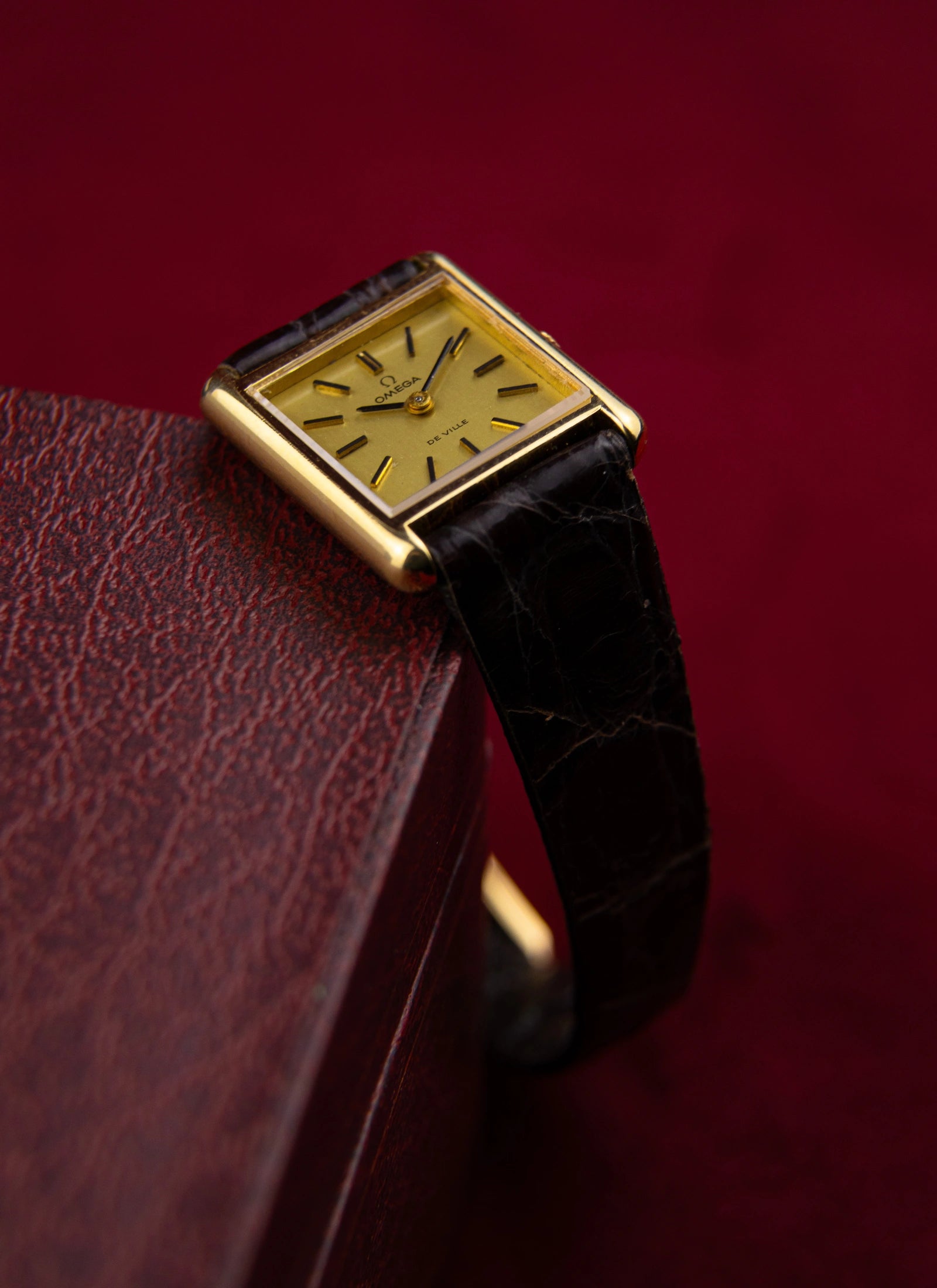 1973 Lady Omega De Ville Tank 511.0407 cal. 485