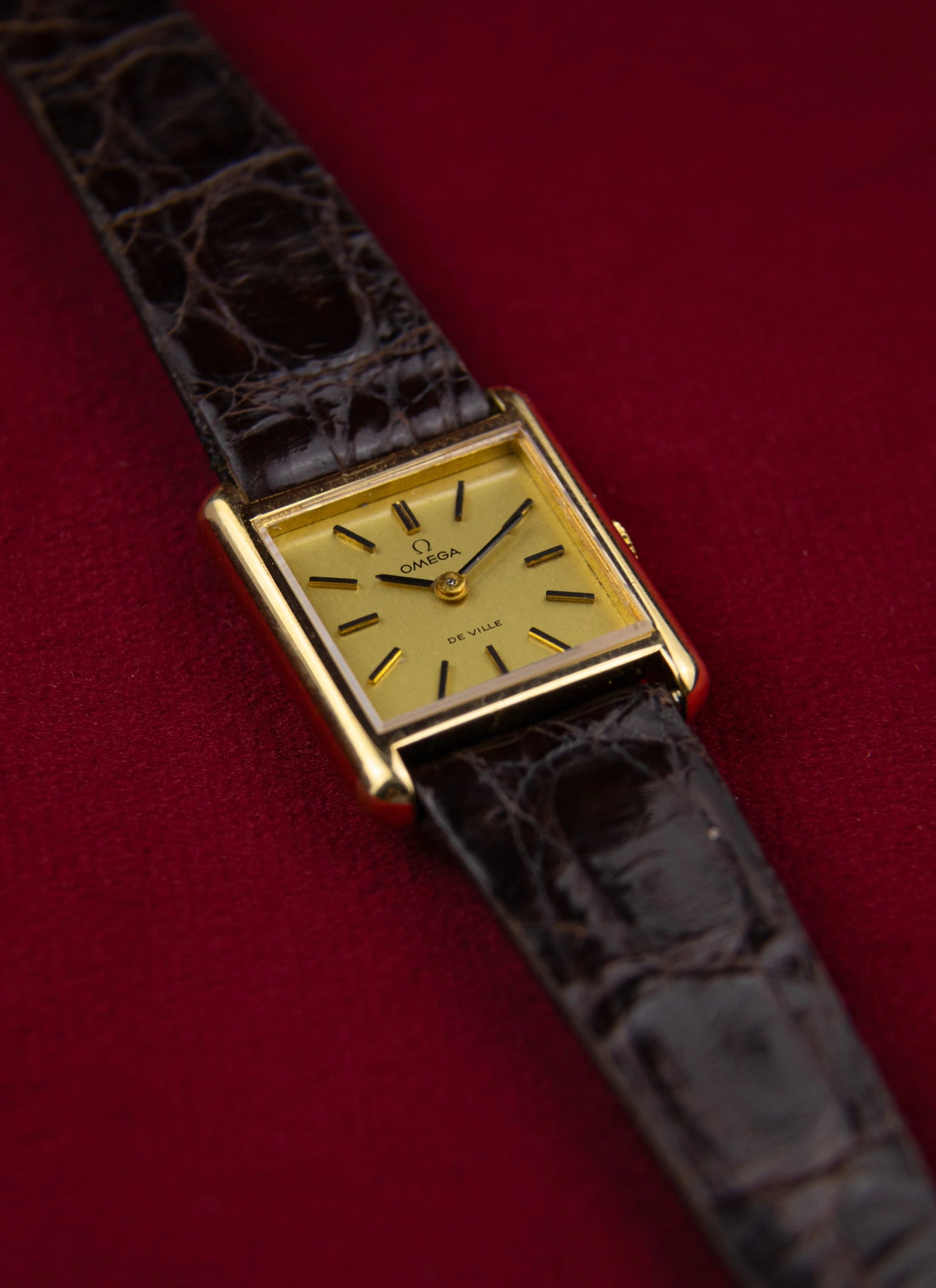 1973 Lady Omega De Ville Tank 511.0407 cal. 485