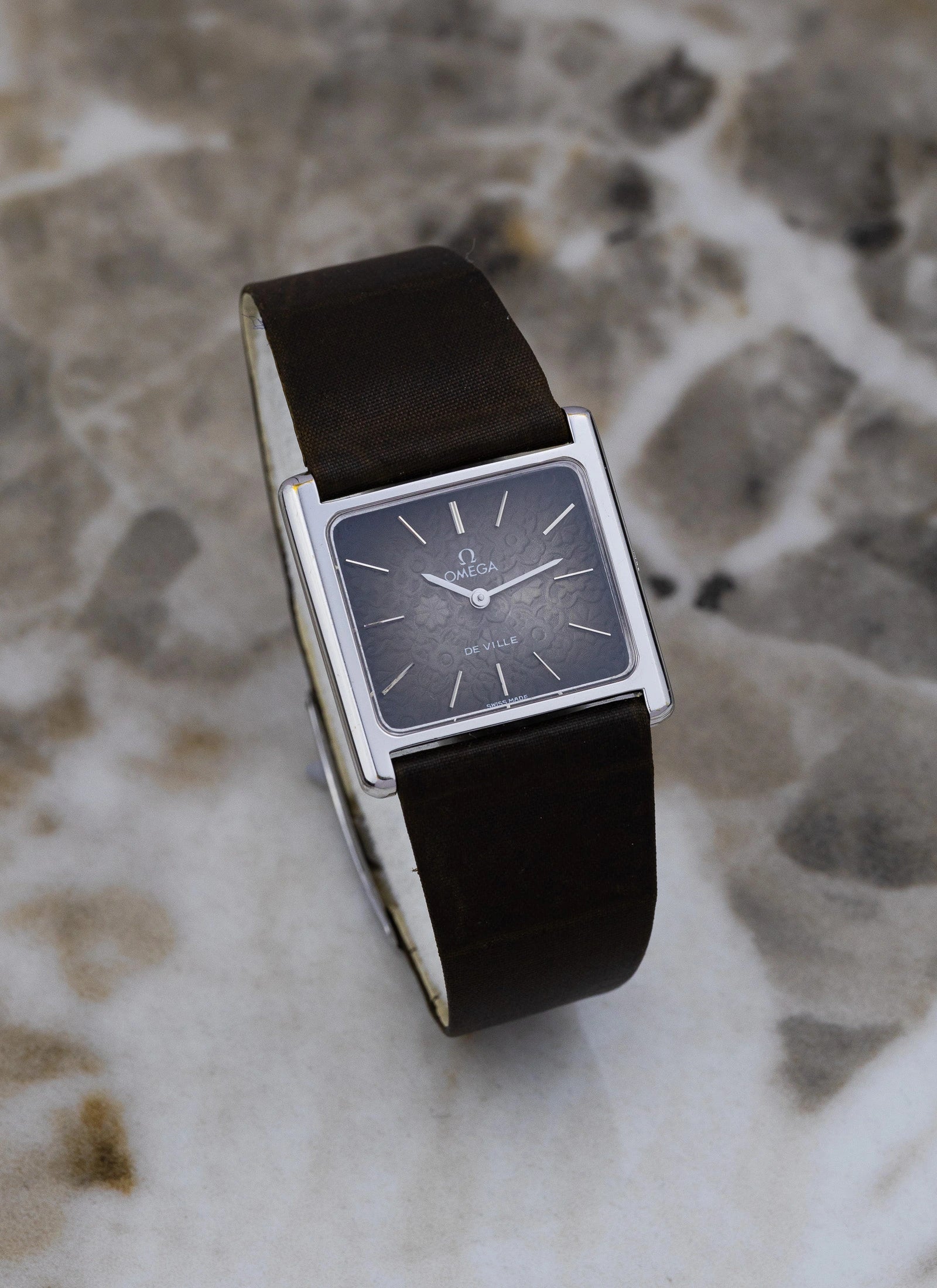 1972 Lady Omega De Ville Floral Motif 511.0405 cal. 625