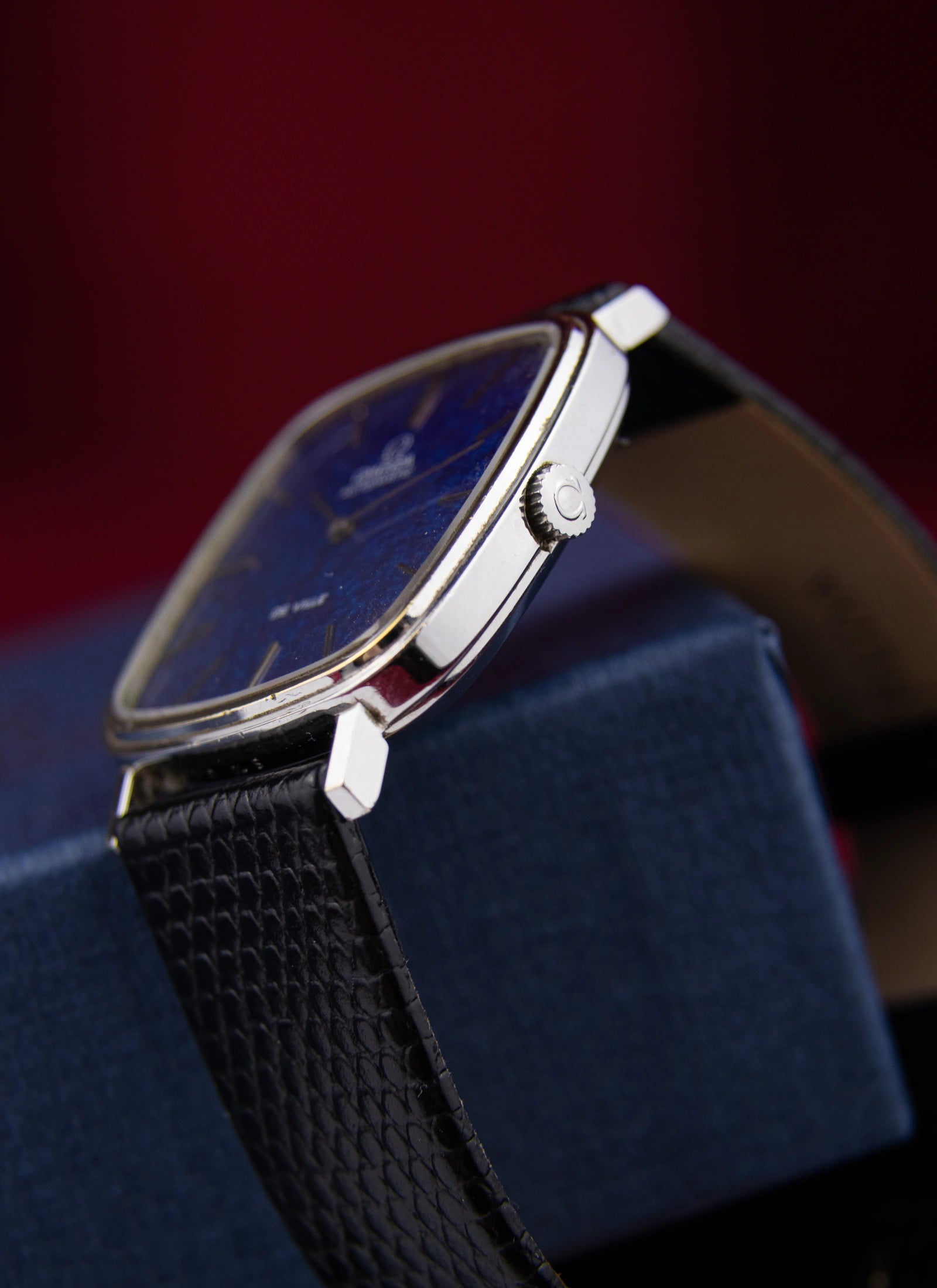 1973 Omega De Ville Lapis Lazuli 151.0045 cal. 711