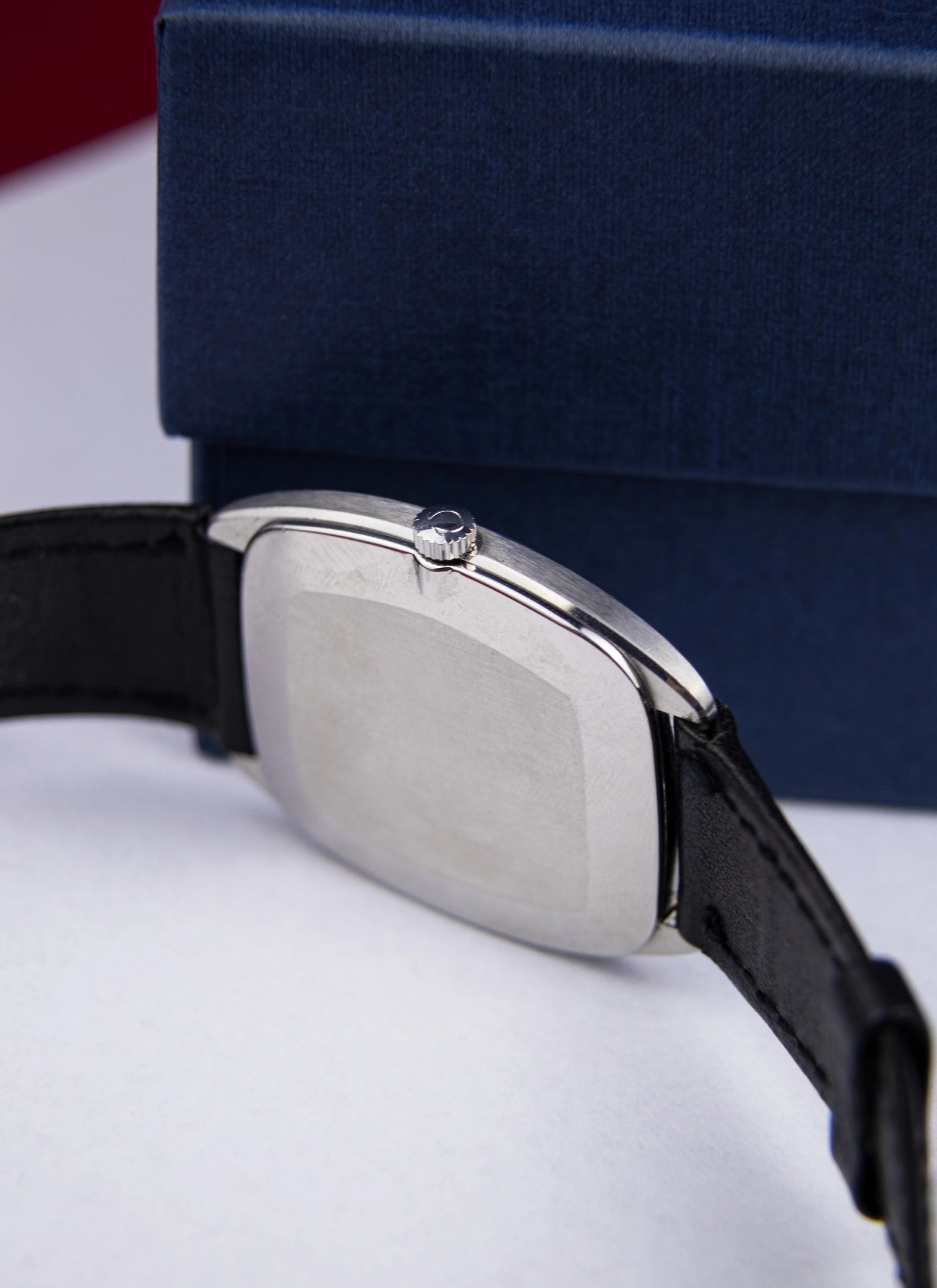 1970s Omega De Ville Tonneau 111.0139 cal. 625