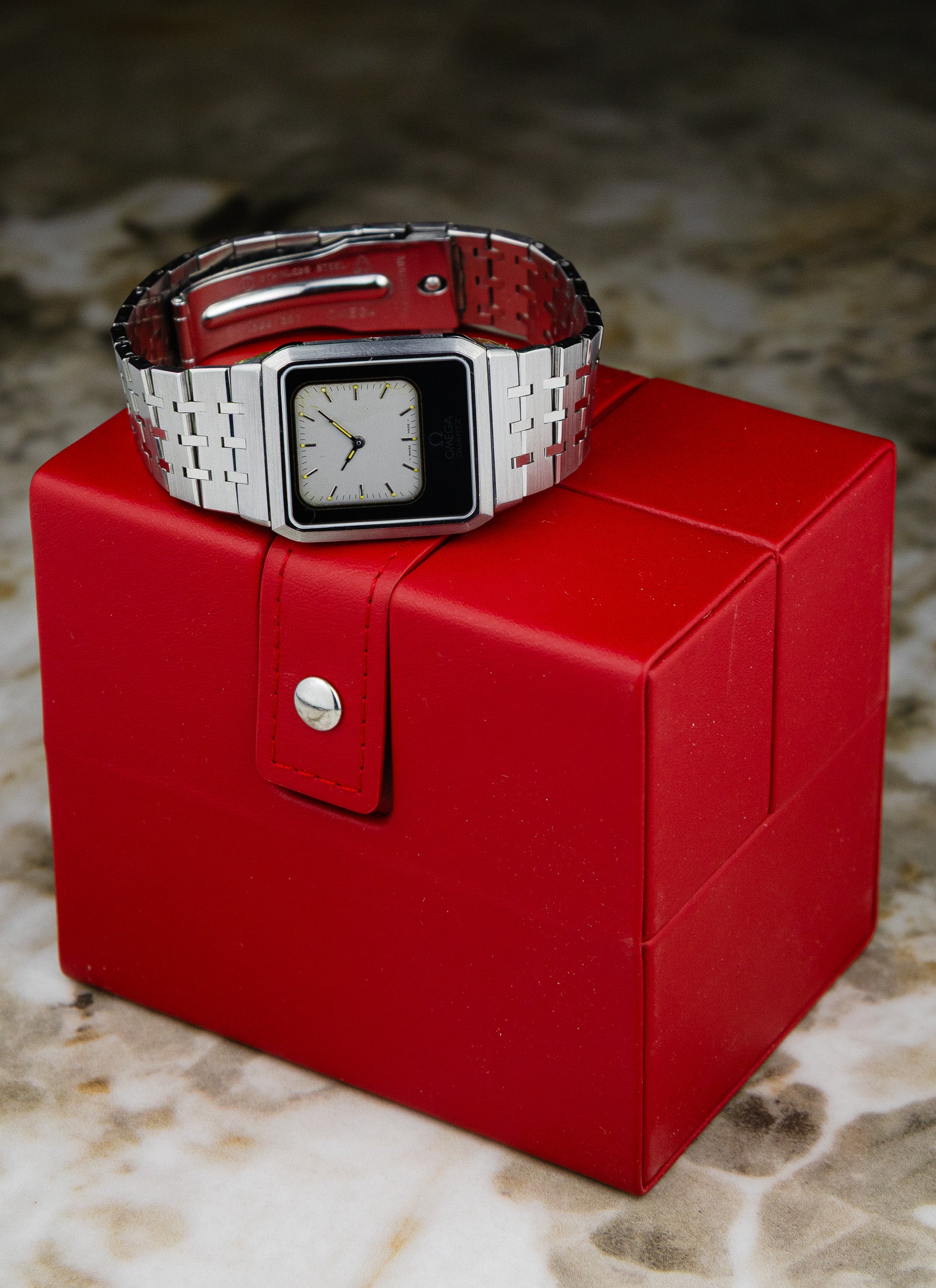 1980s Omega Reverso Equinoxe Duoface 386.0813 cal. 1655