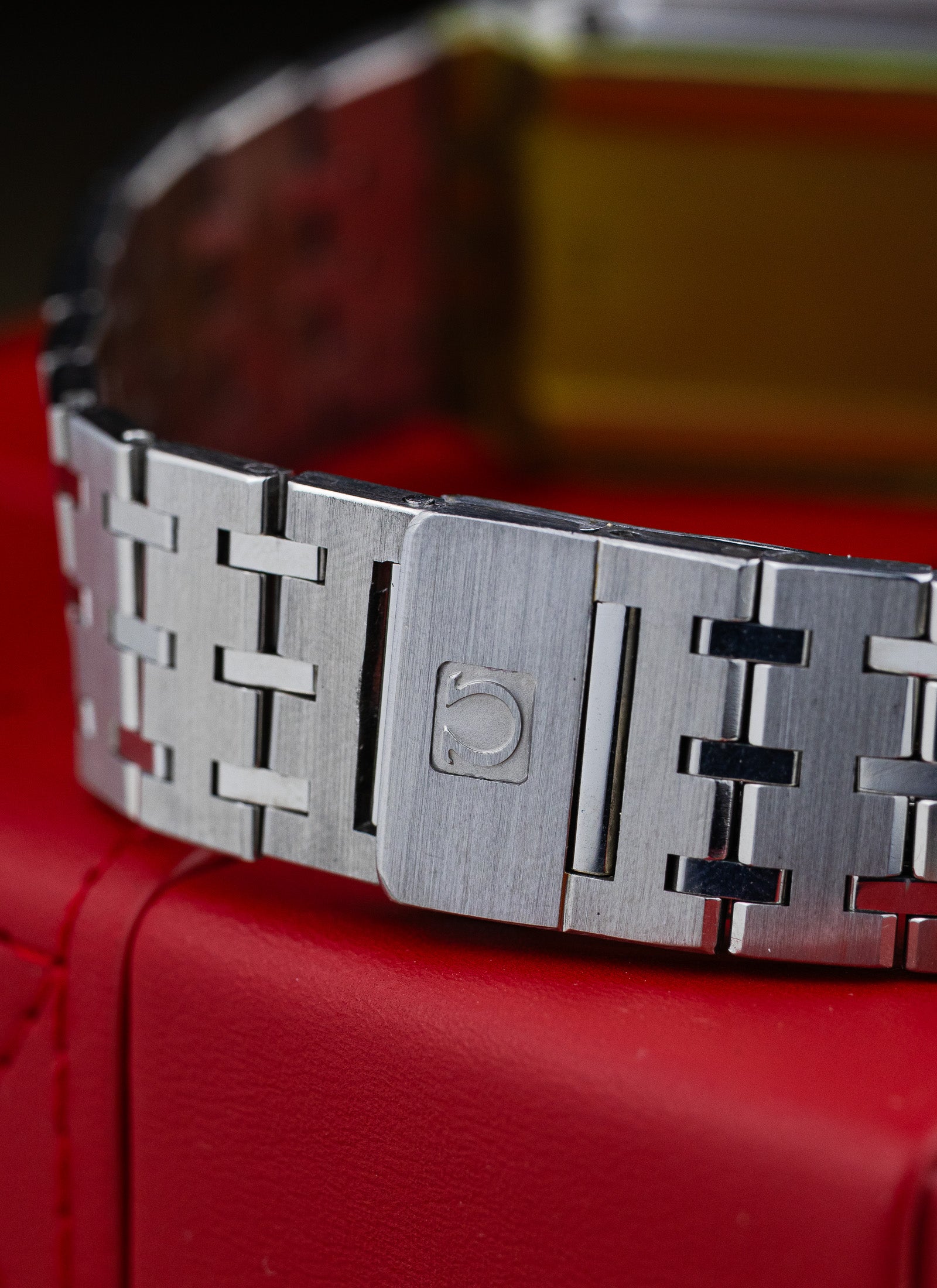 1980s Omega Reverso Equinoxe Duoface 386.0813 cal. 1655