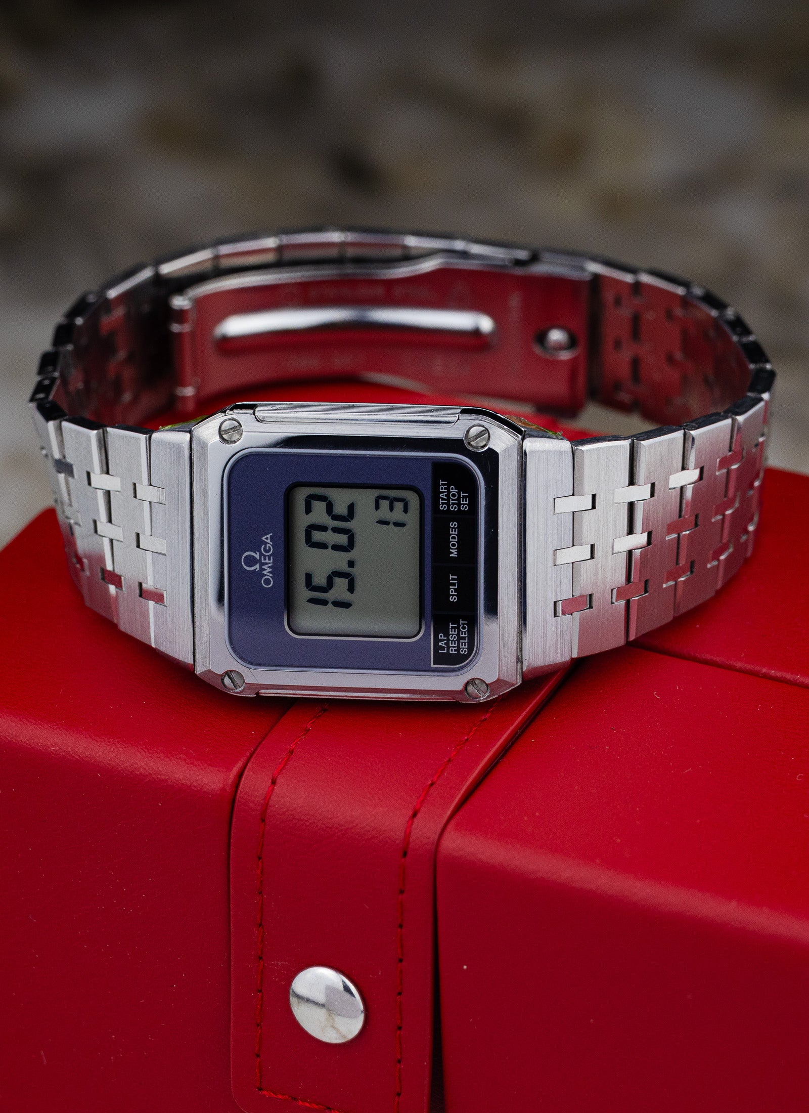 1980s Omega Reverso Equinoxe Duoface 386.0813 cal. 1655