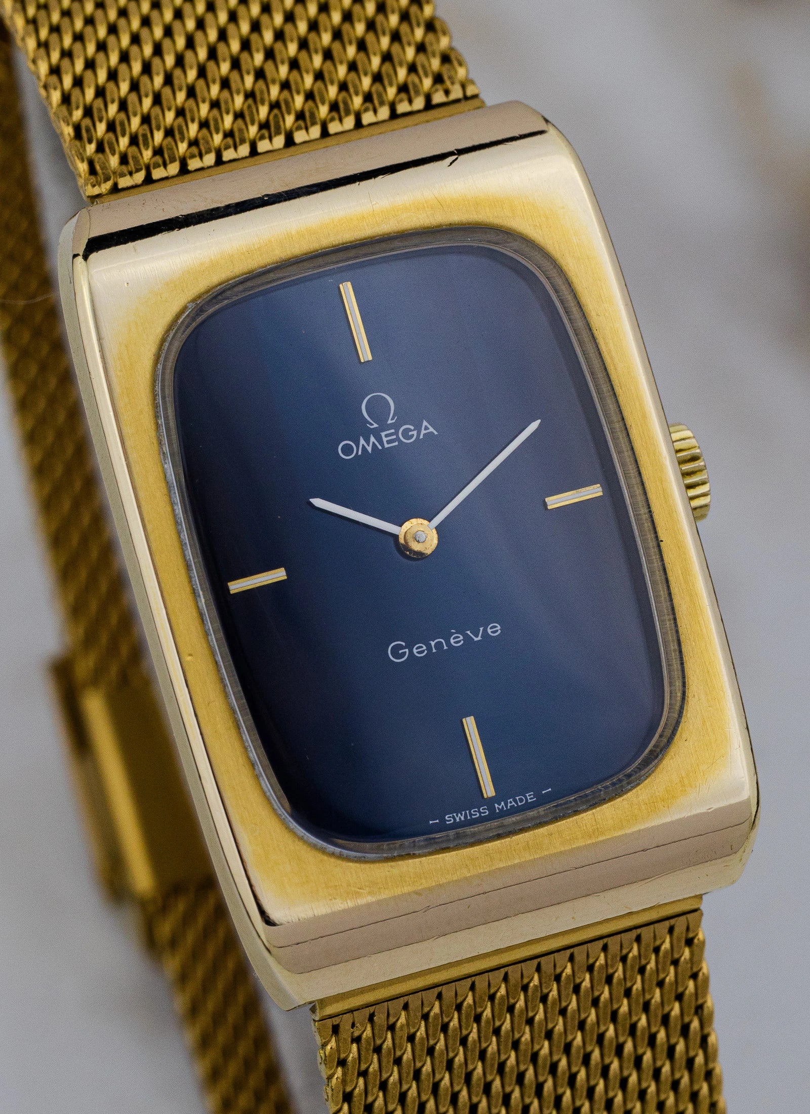 1970s Omega Geneve Tank Navy Holo 511.0469 cal. 625