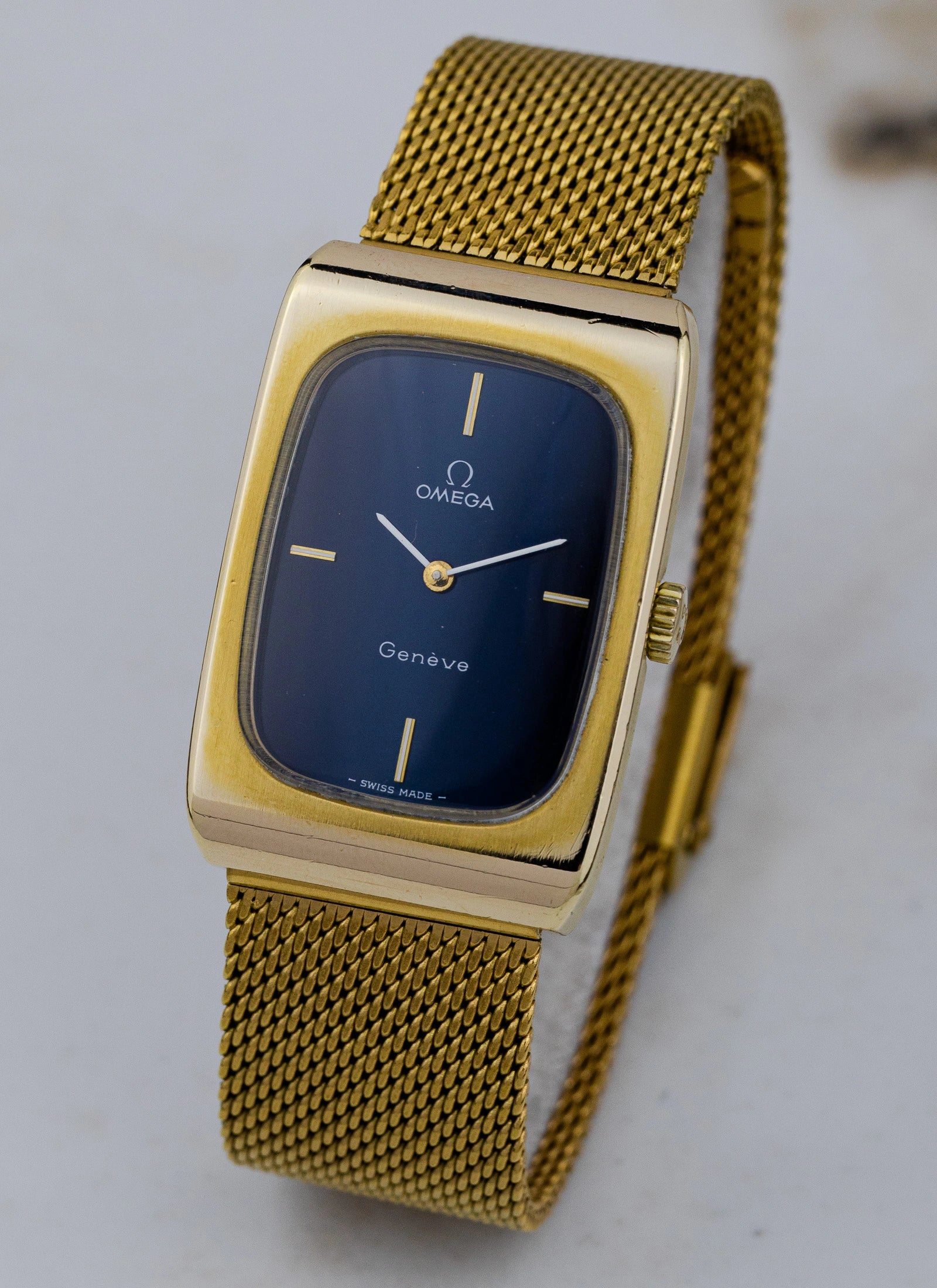 1970s Omega Geneve Tank Navy Holo 511.0469 cal. 625