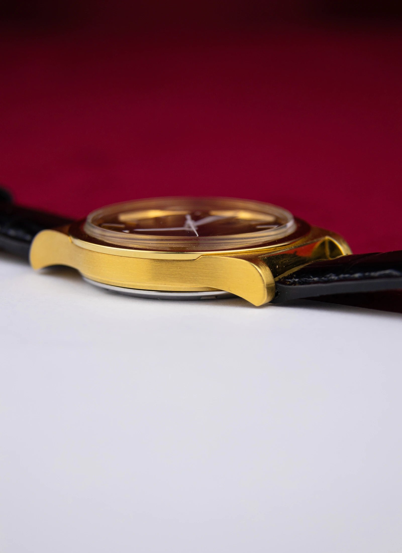 1973 Omega Geneve Red Dial 166.0168 cal. 1012