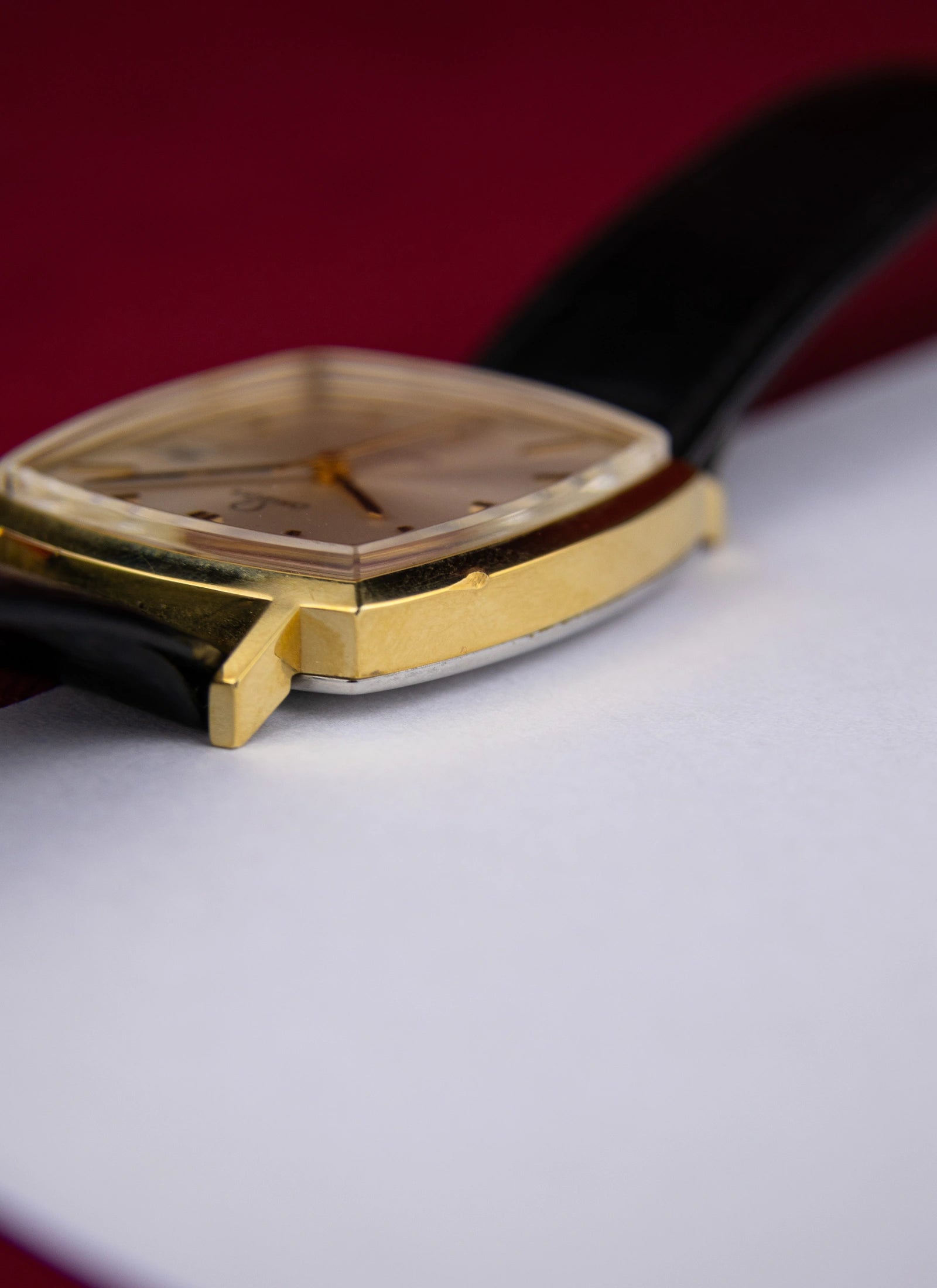 Omega Geneve 132.0052 cal. 1030