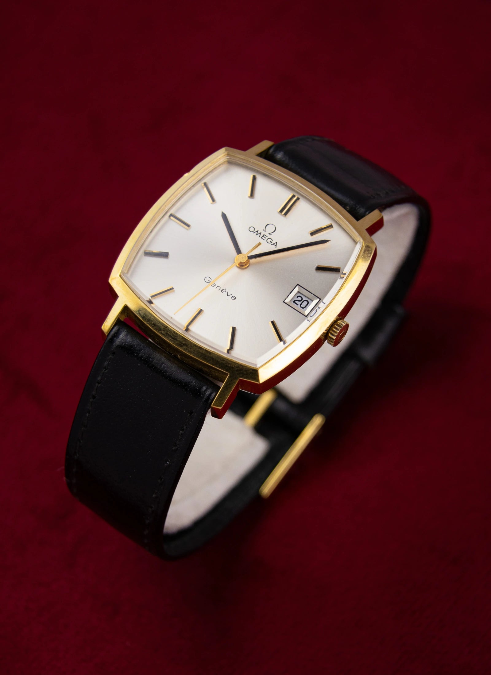 Omega Geneve 132.0052 cal. 1030