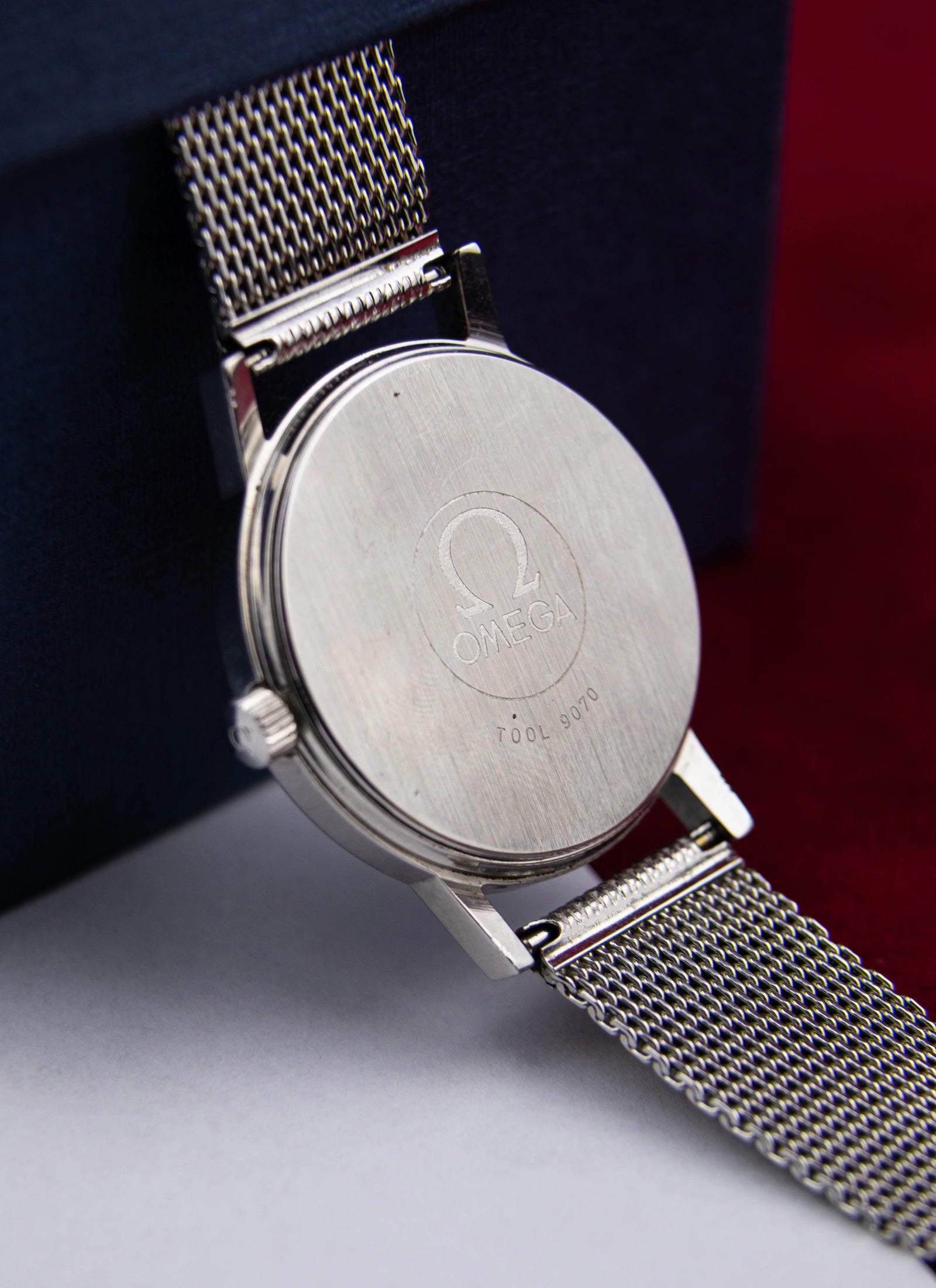 1975 Omega Geneve Grey Dial 136.0104 cal. 1030