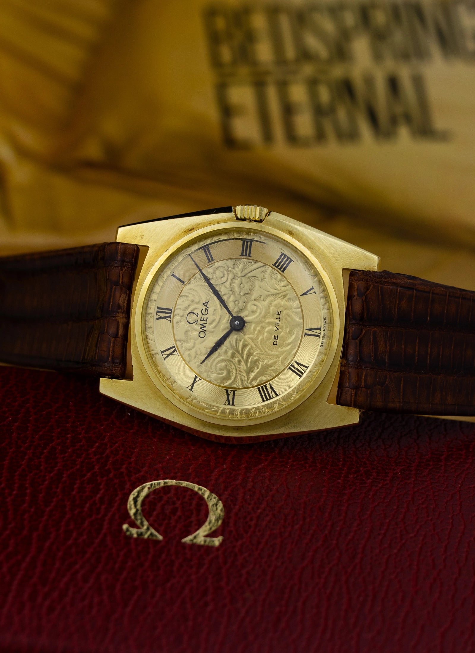 1969 18K Omega De Ville Gold Floral Dial 111.096 cal. 620 Box