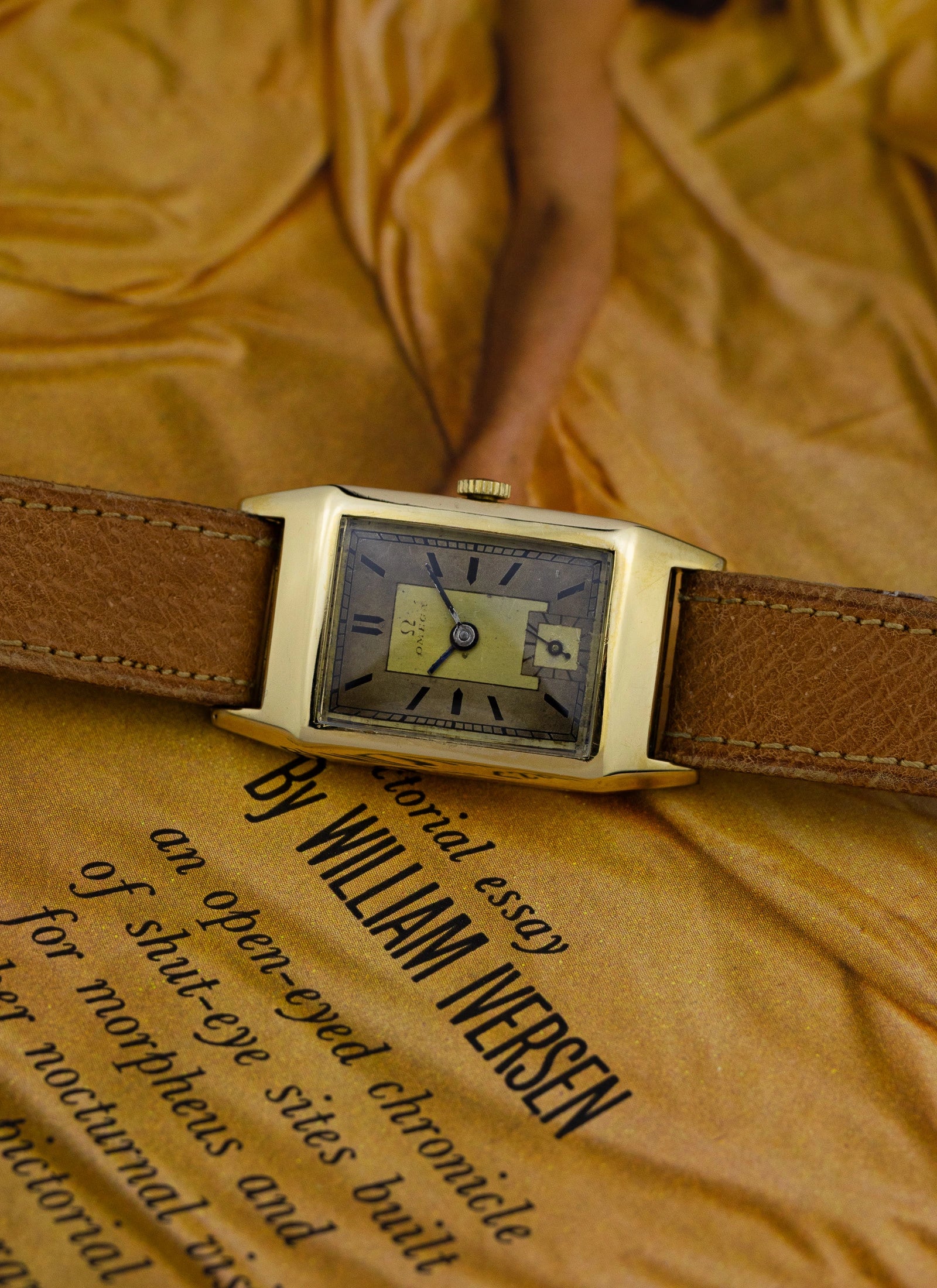 1940s 14K Omega Tank Art Deco Dial Box