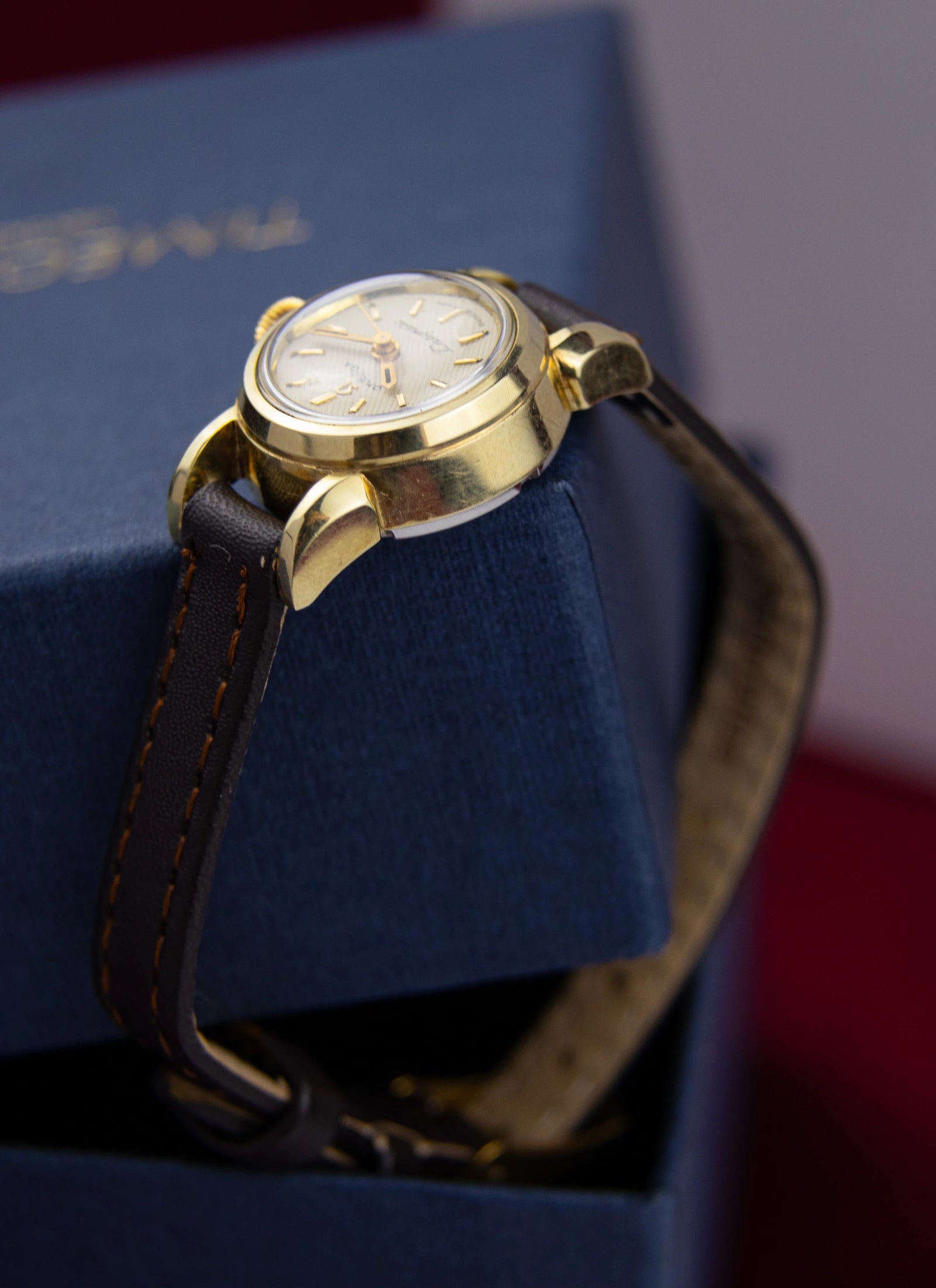 1957 Omega Ladymatic Honeycomb 2842 cal. 455