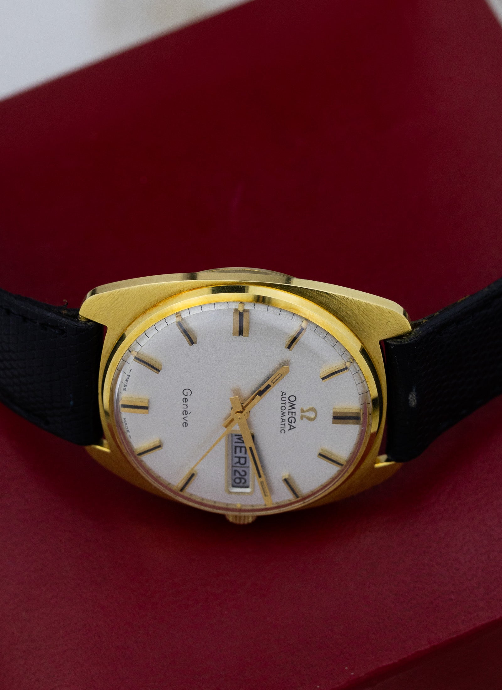 1970 18K Omega Geneve NOS/LNOS 162.9009 cal. 752 Box