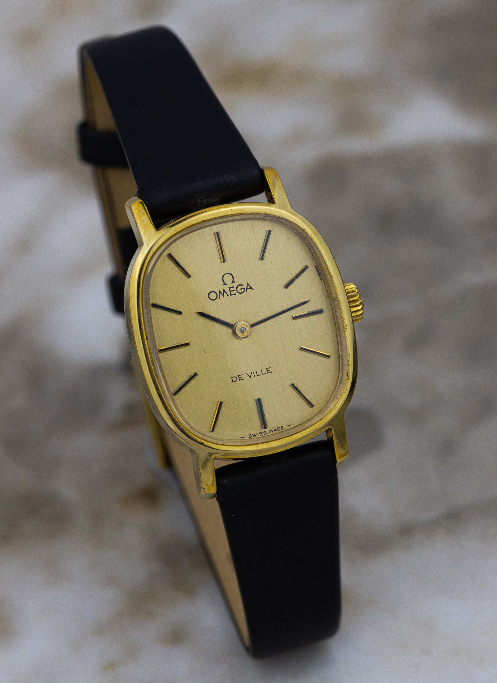 1975 Lady Omega De Ville 511.0509 cal. 625
