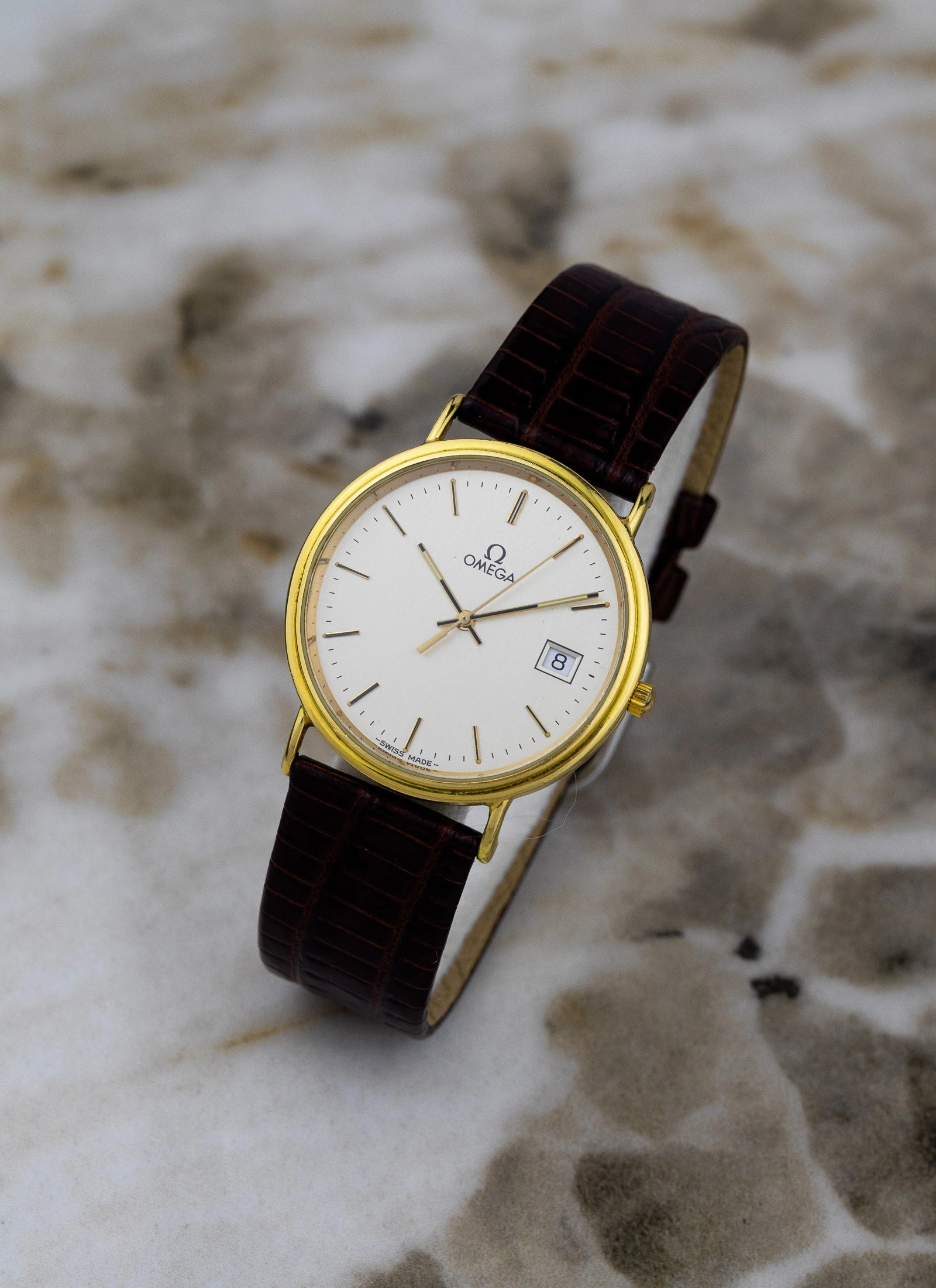 1990s 18K Omega Date Quartz Ref. 196.750