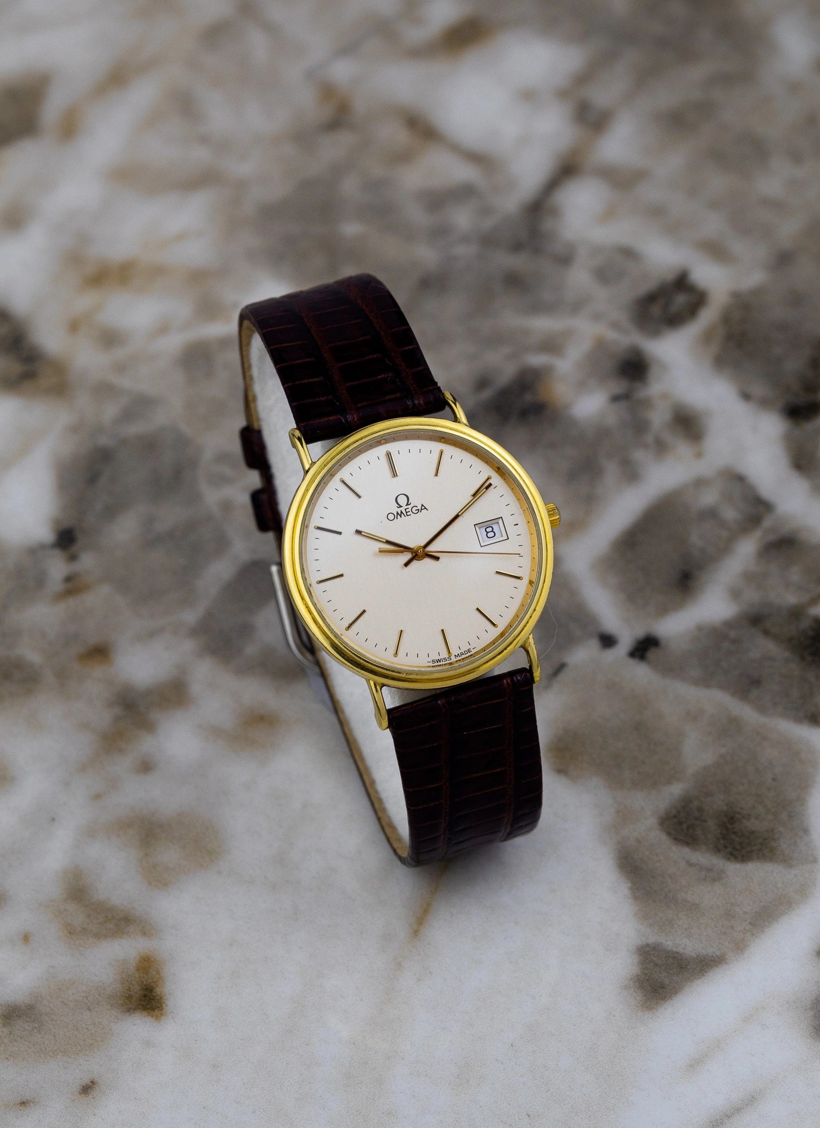 1990s 18K Omega Date Quartz Ref. 196.750