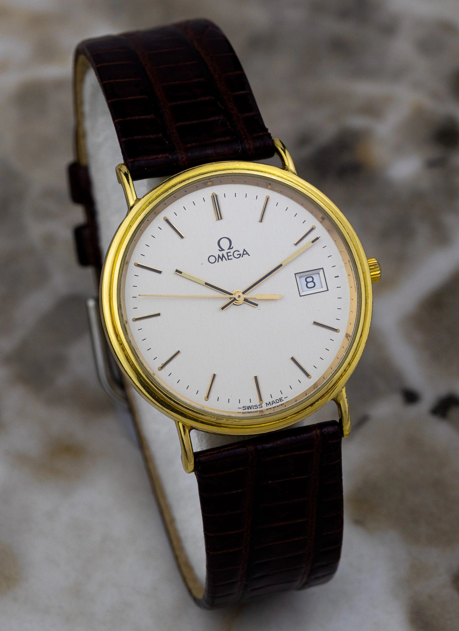1990s 18K Omega Date Quartz Ref. 196.750