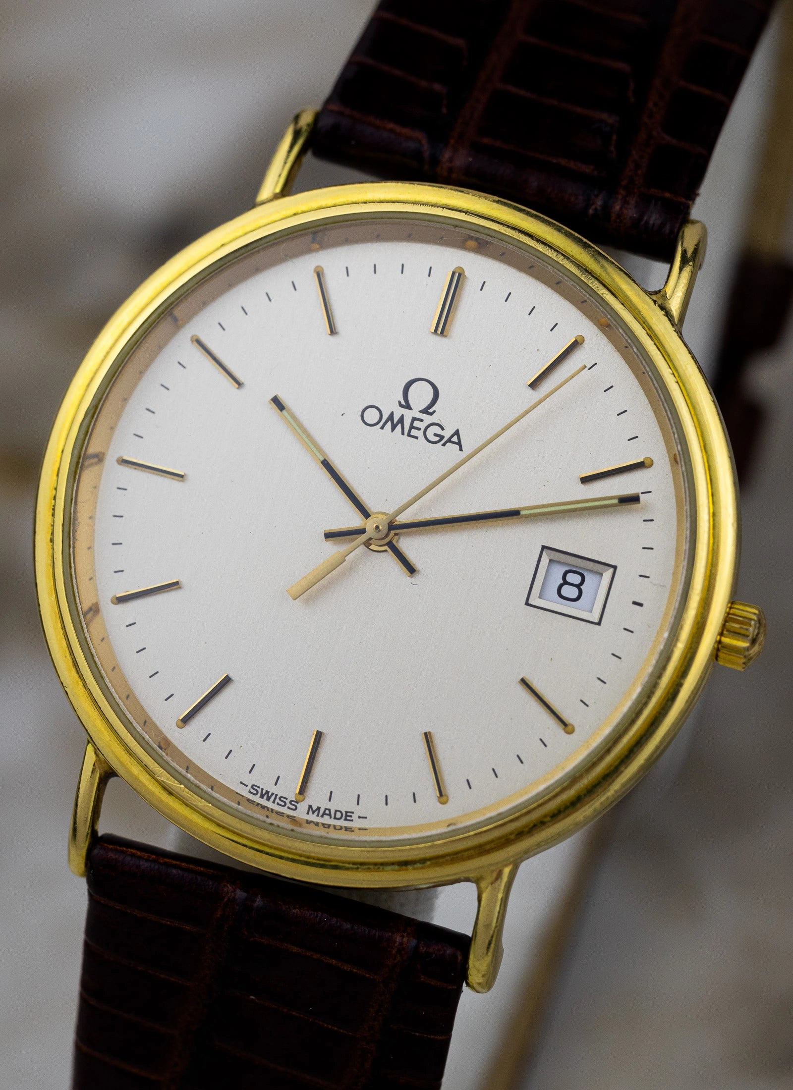 1990s 18K Omega Date Quartz Ref. 196.750