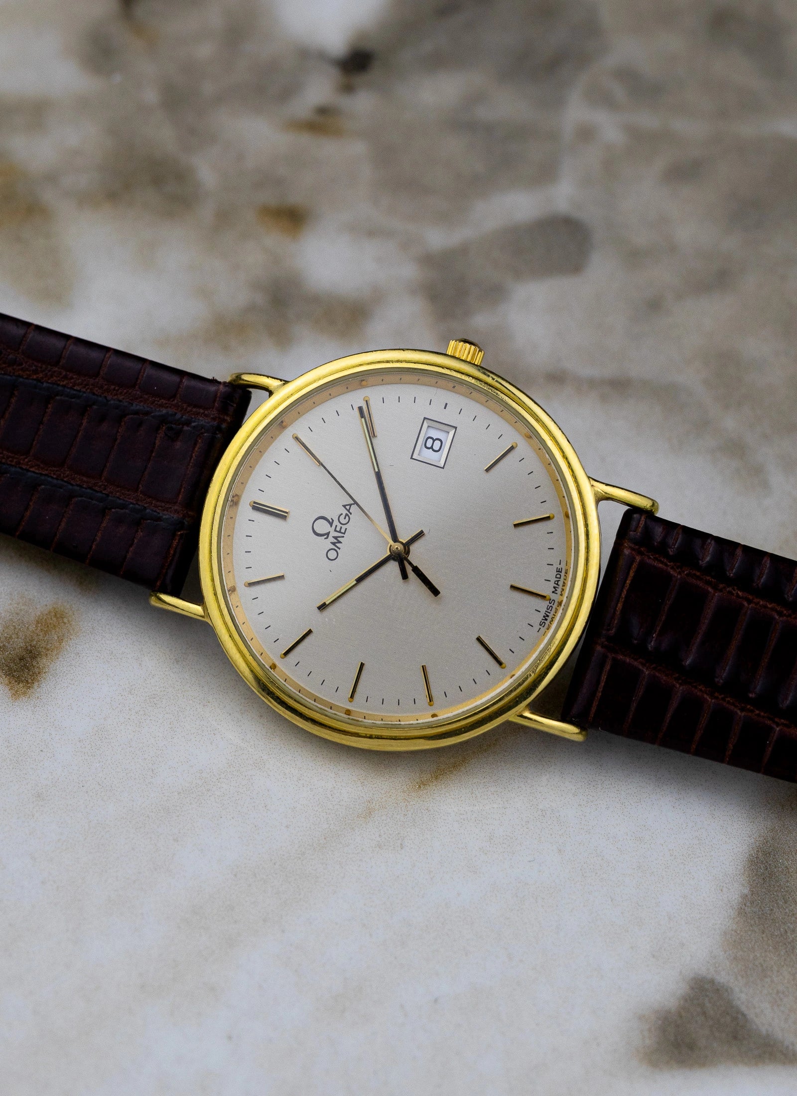 1990s 18K Omega Date Quartz Ref. 196.750