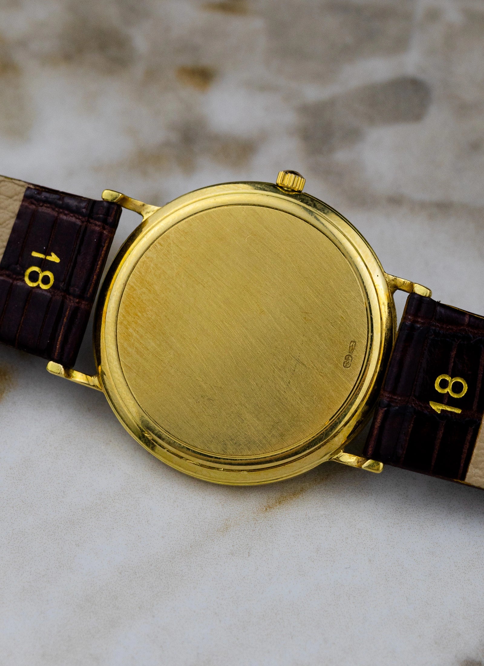 1990s 18K Omega Date Quartz Ref. 196.750