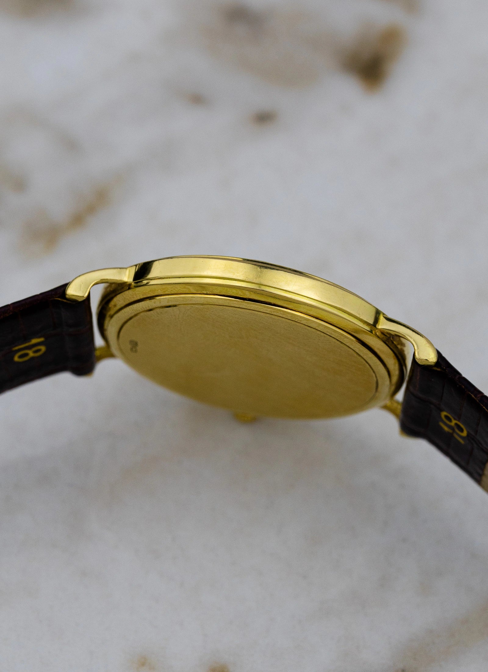 1990s 18K Omega Date Quartz Ref. 196.750