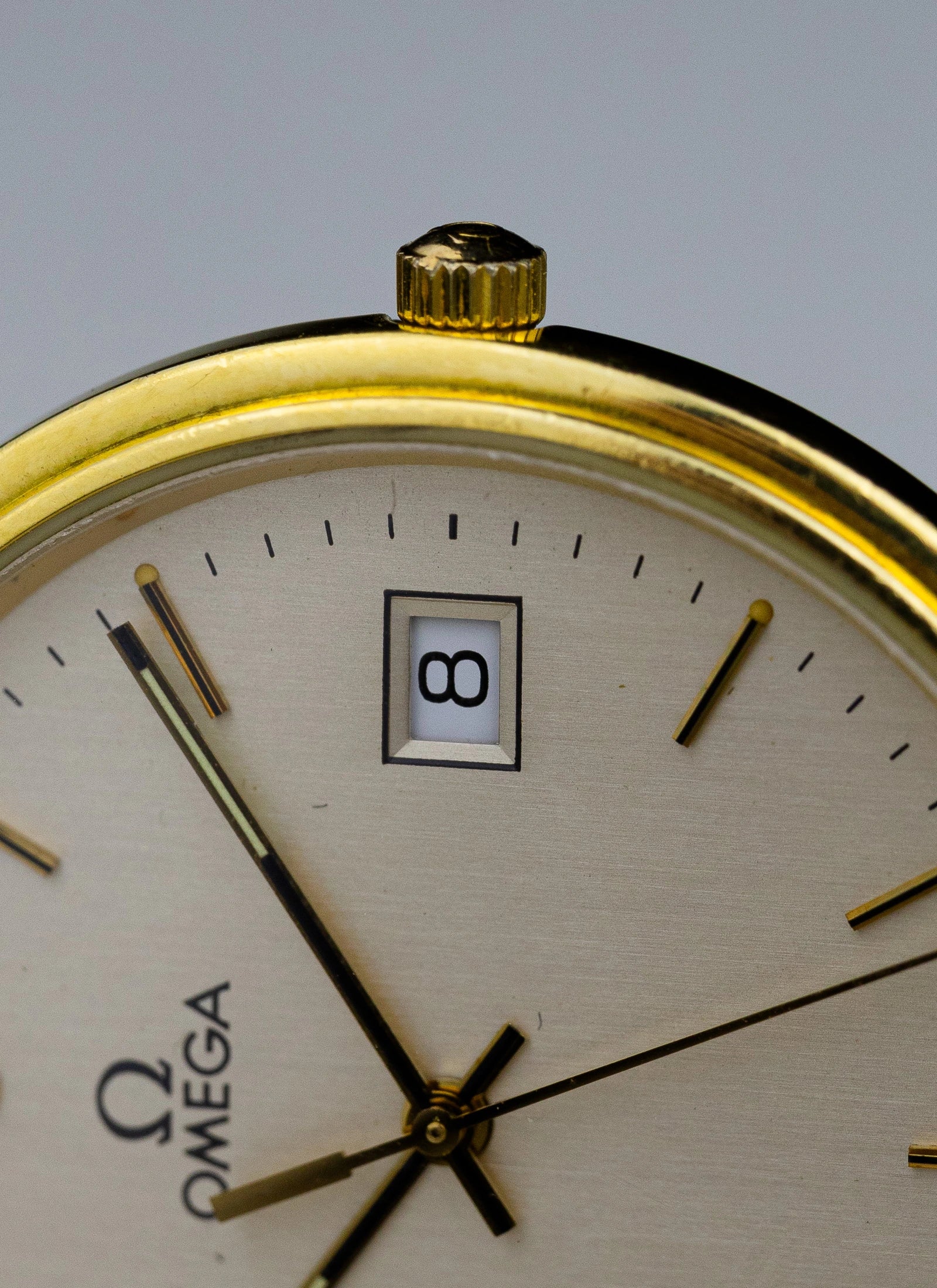 1990s 18K Omega Date Quartz Ref. 196.750