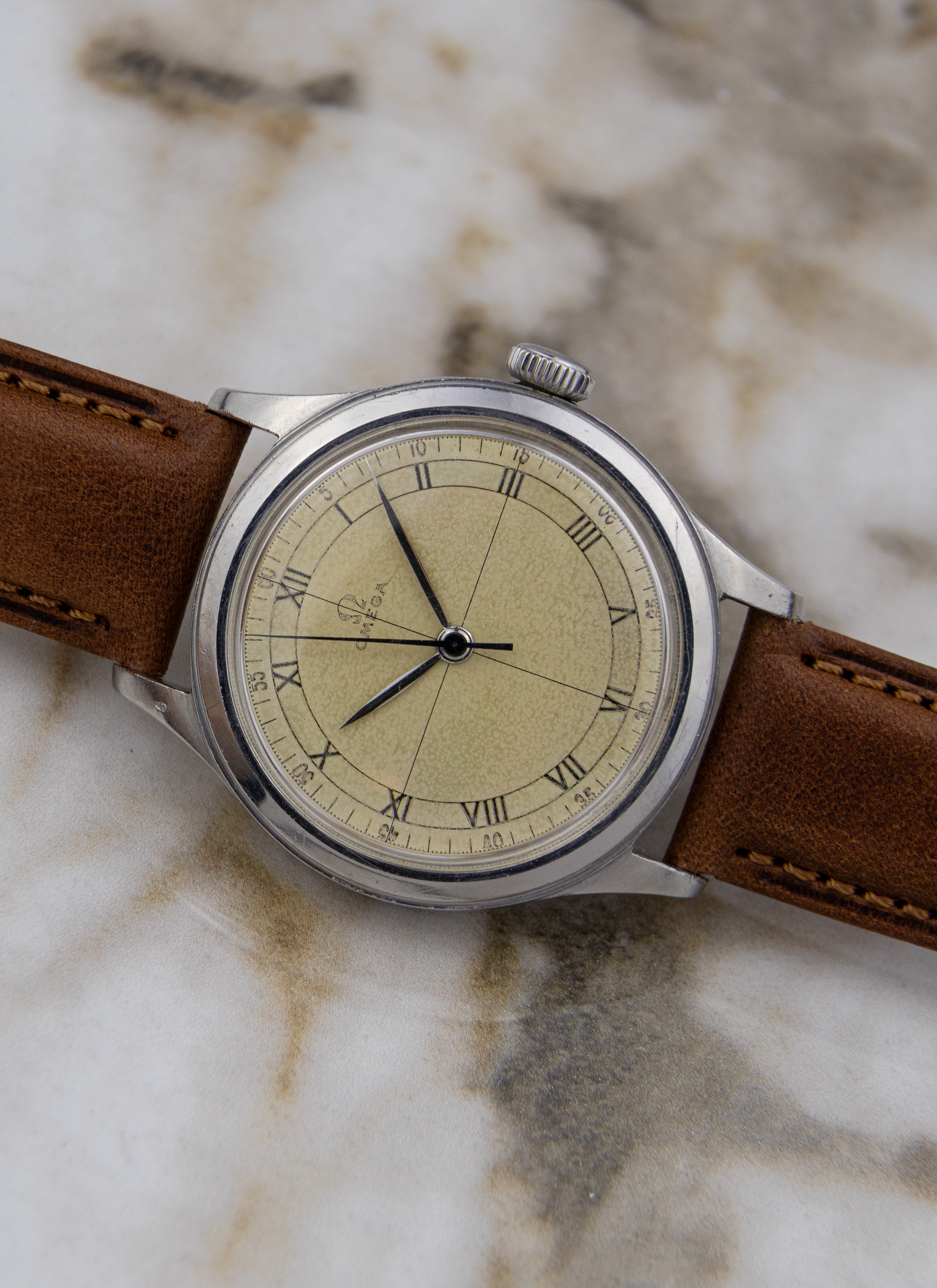 1944/45 Omega Sector Dial 2179 cal. 30T2