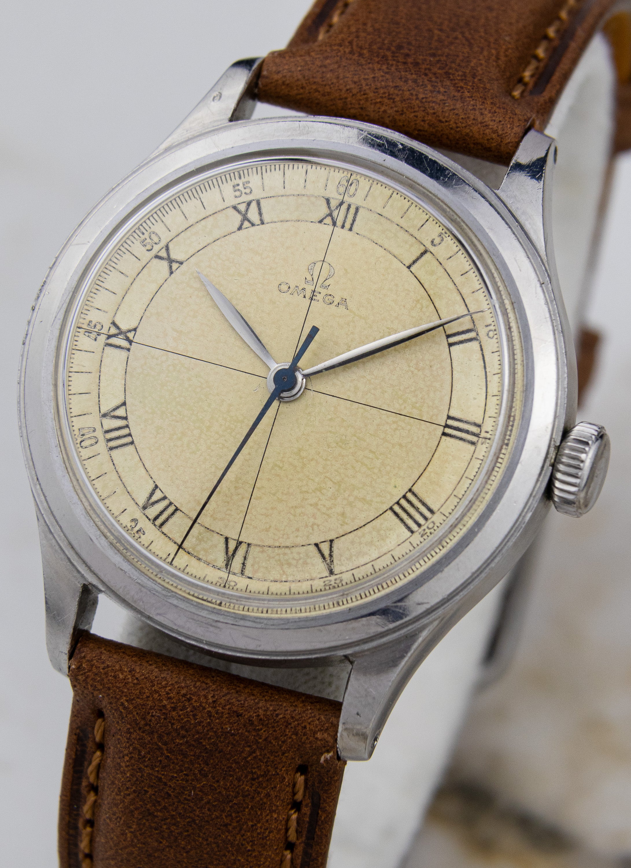 1944/45 Omega Sector Dial 2179 cal. 30T2