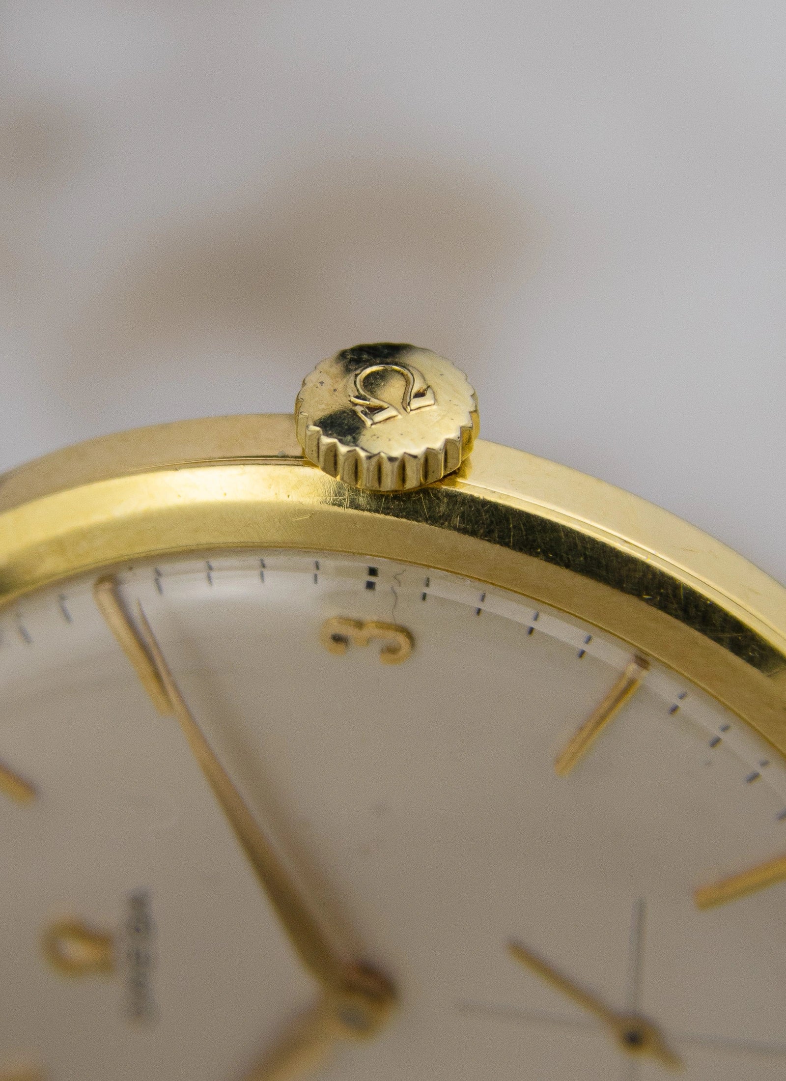 1959 18K Omega Tresor 14707 cal. 268