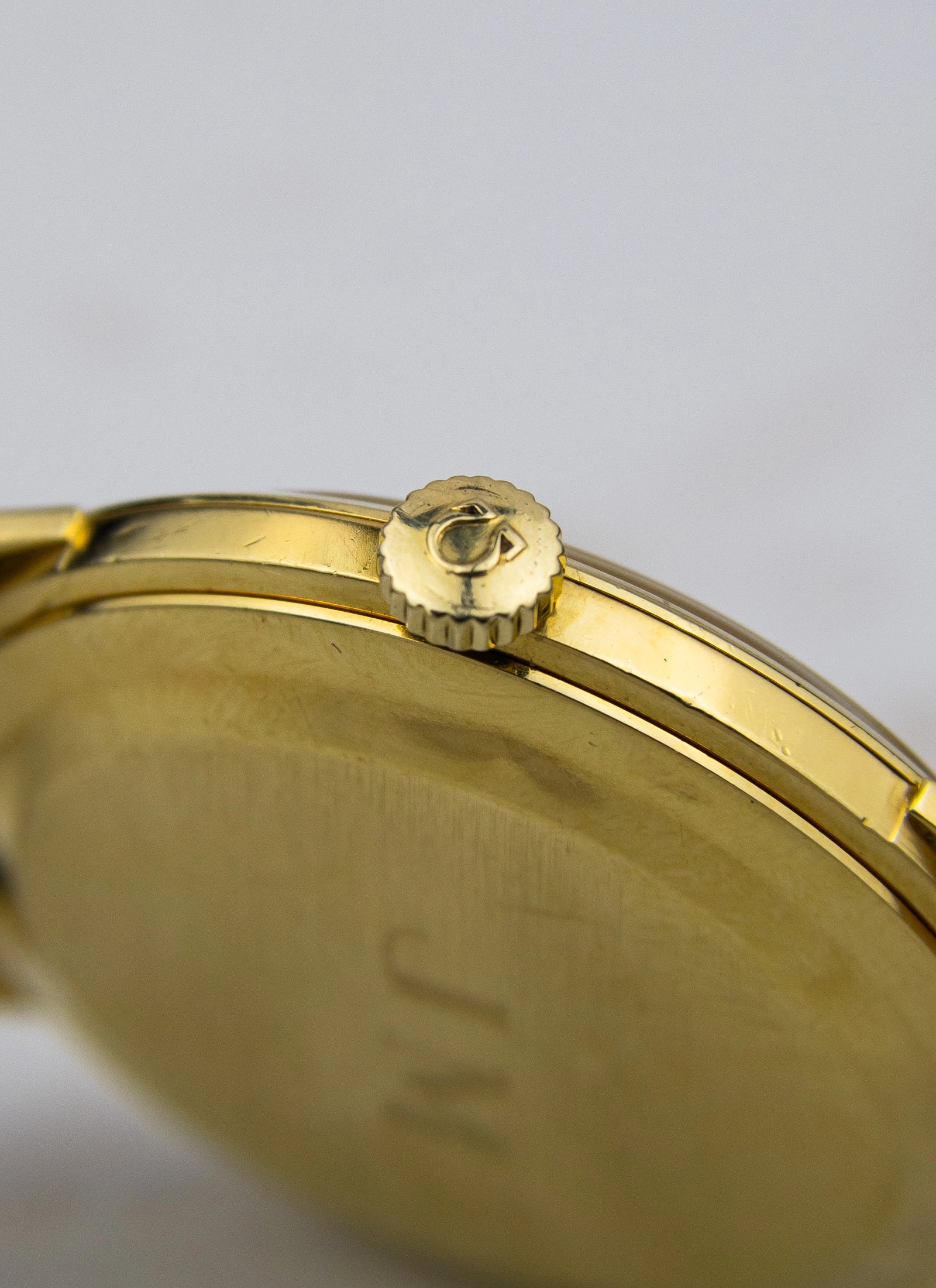 1959 18K Omega Tresor 14707 cal. 268