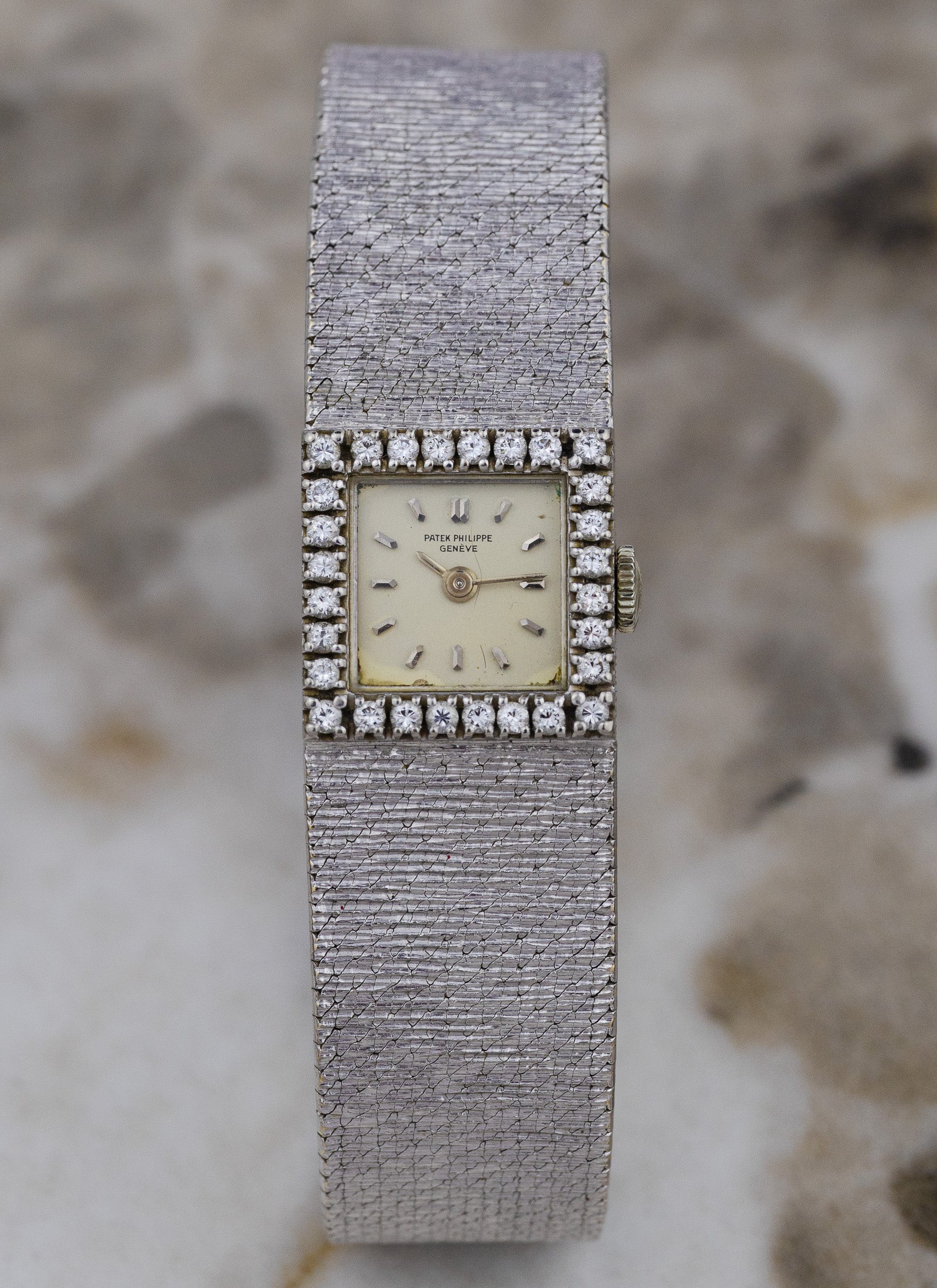 1970s Ladies 18K Patek Philippe 3293