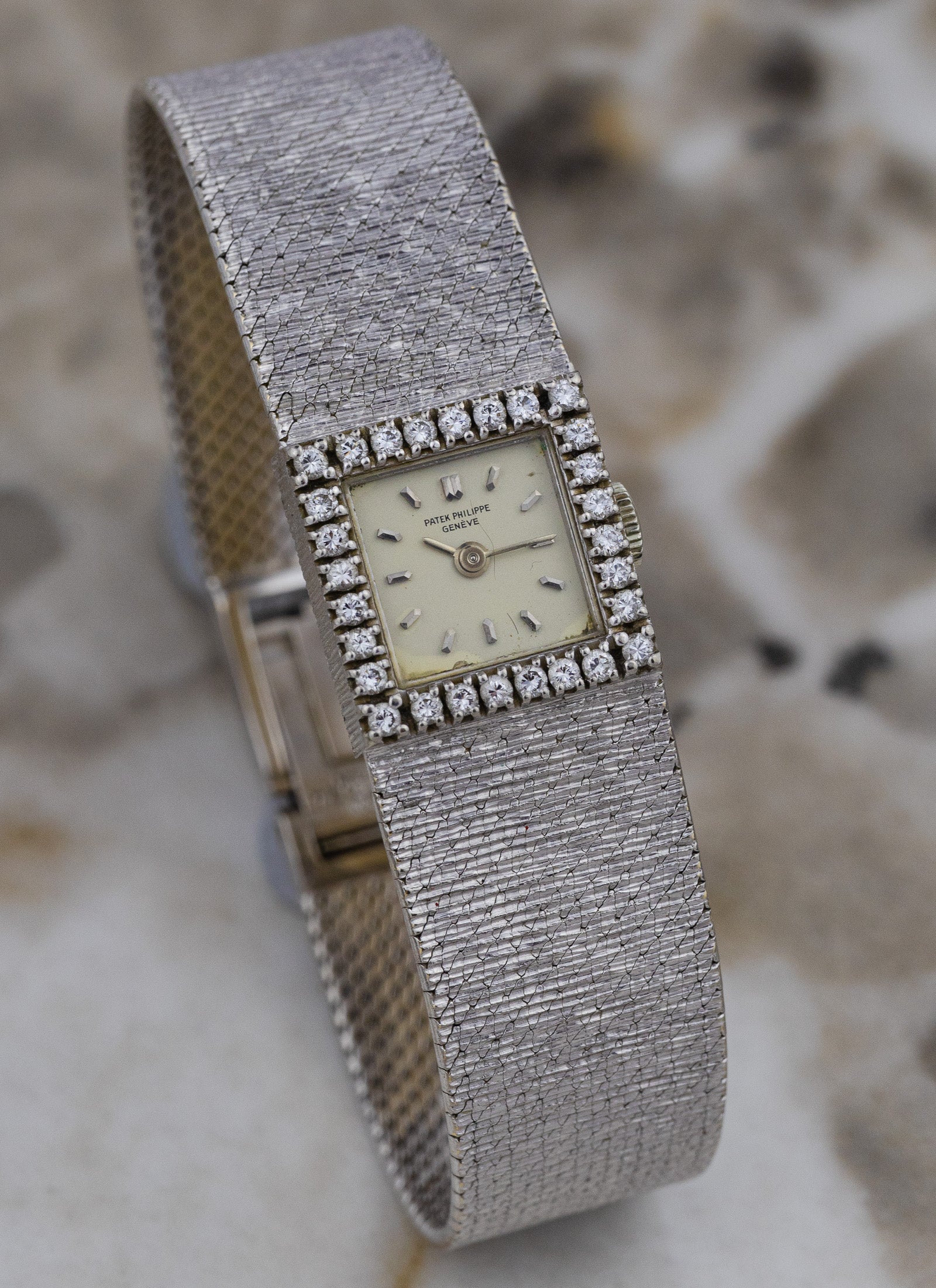 1970s Ladies 18K Patek Philippe 3293