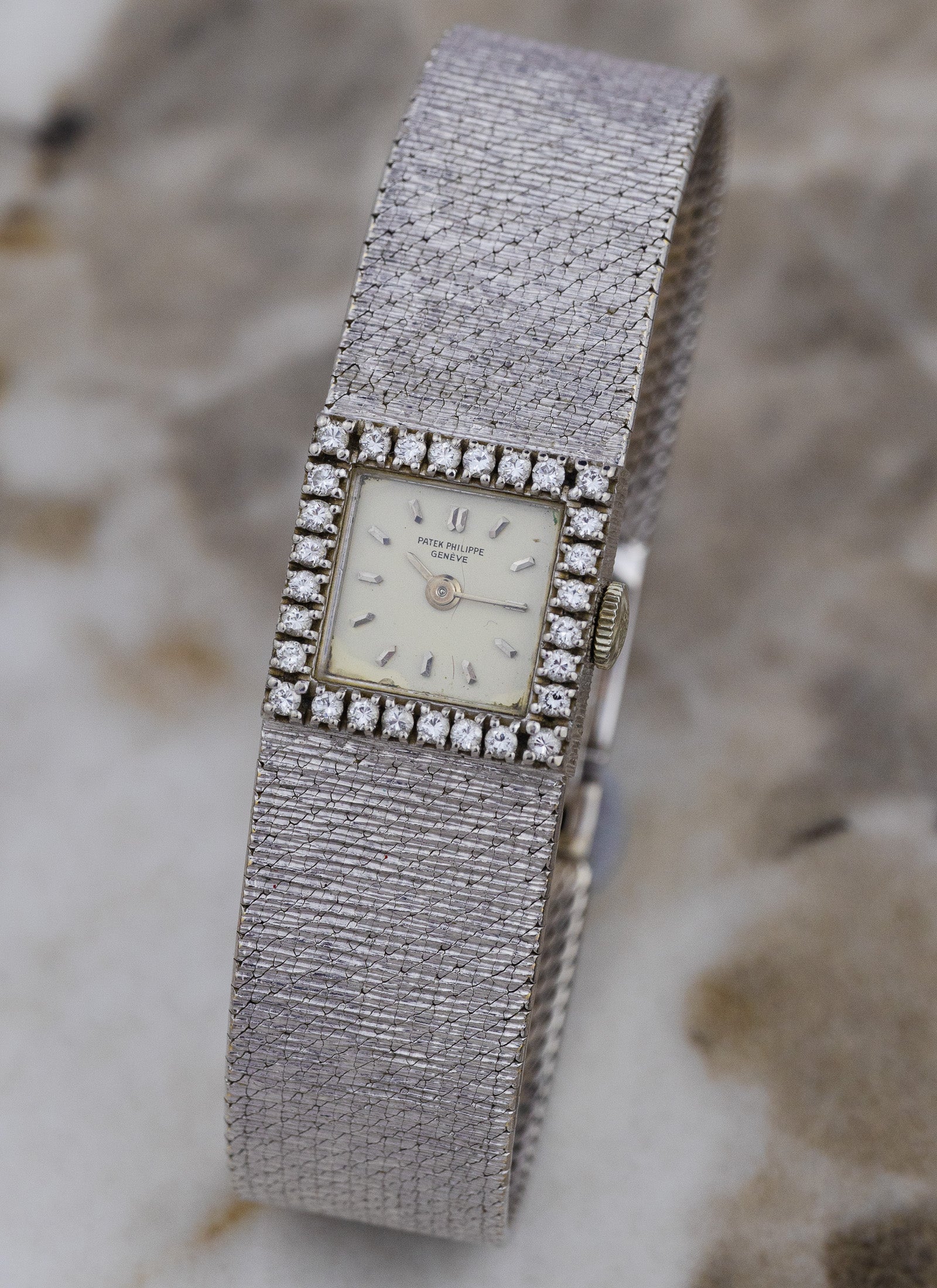 1970s Ladies 18K Patek Philippe 3293