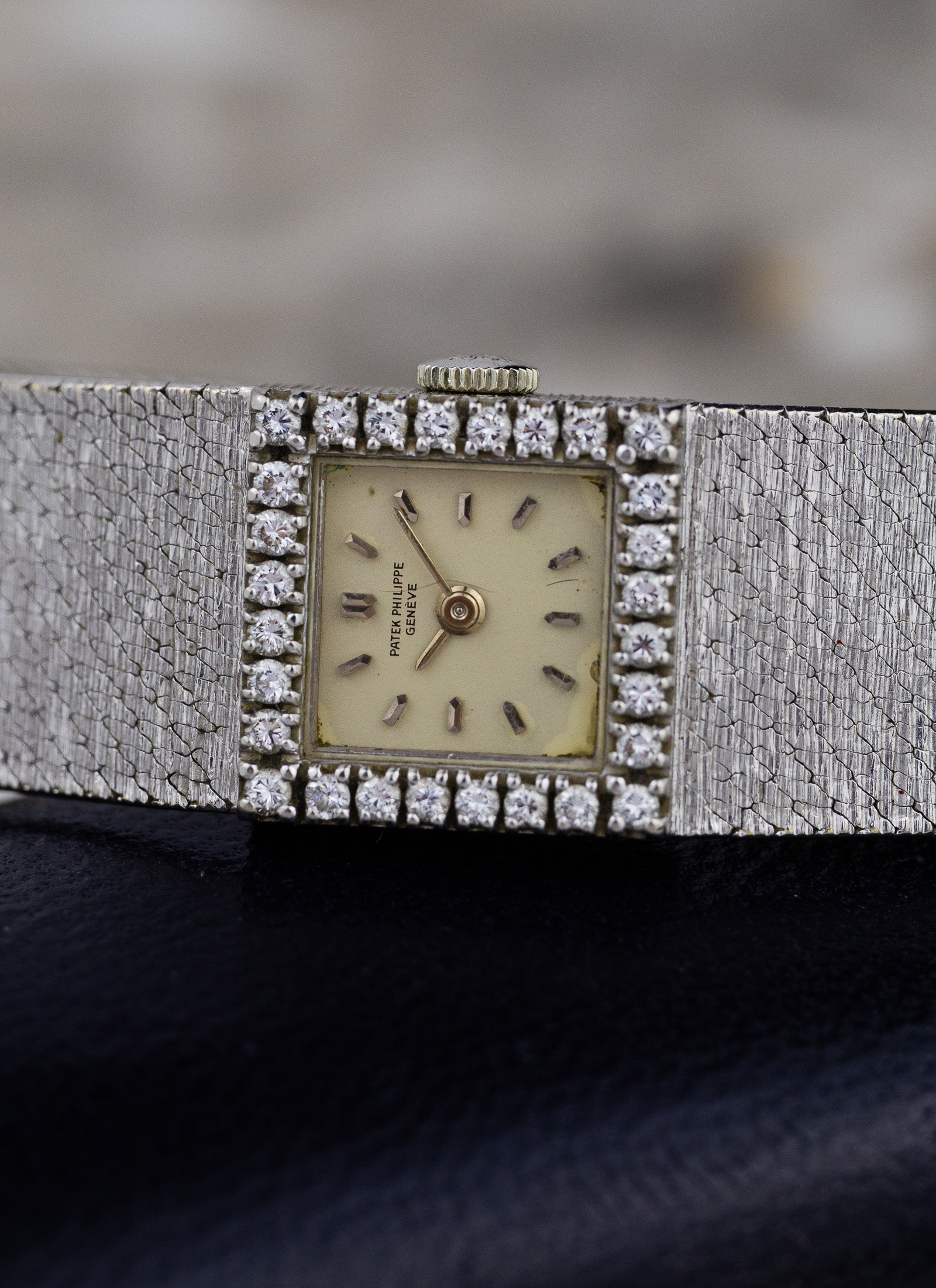1970s Ladies 18K Patek Philippe 3293