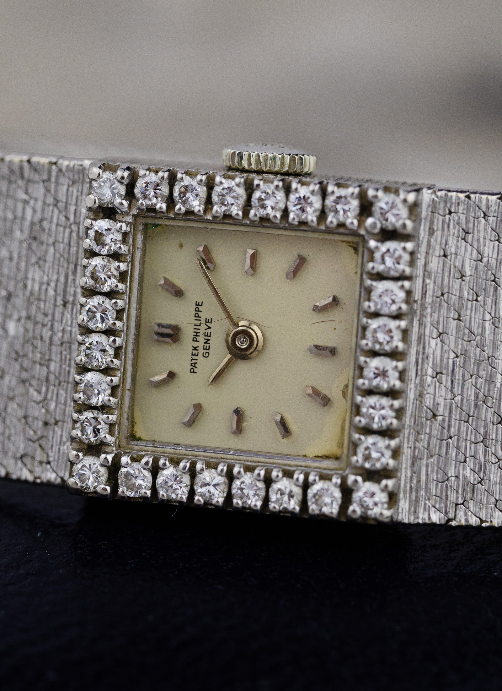 1970s Ladies 18K Patek Philippe 3293