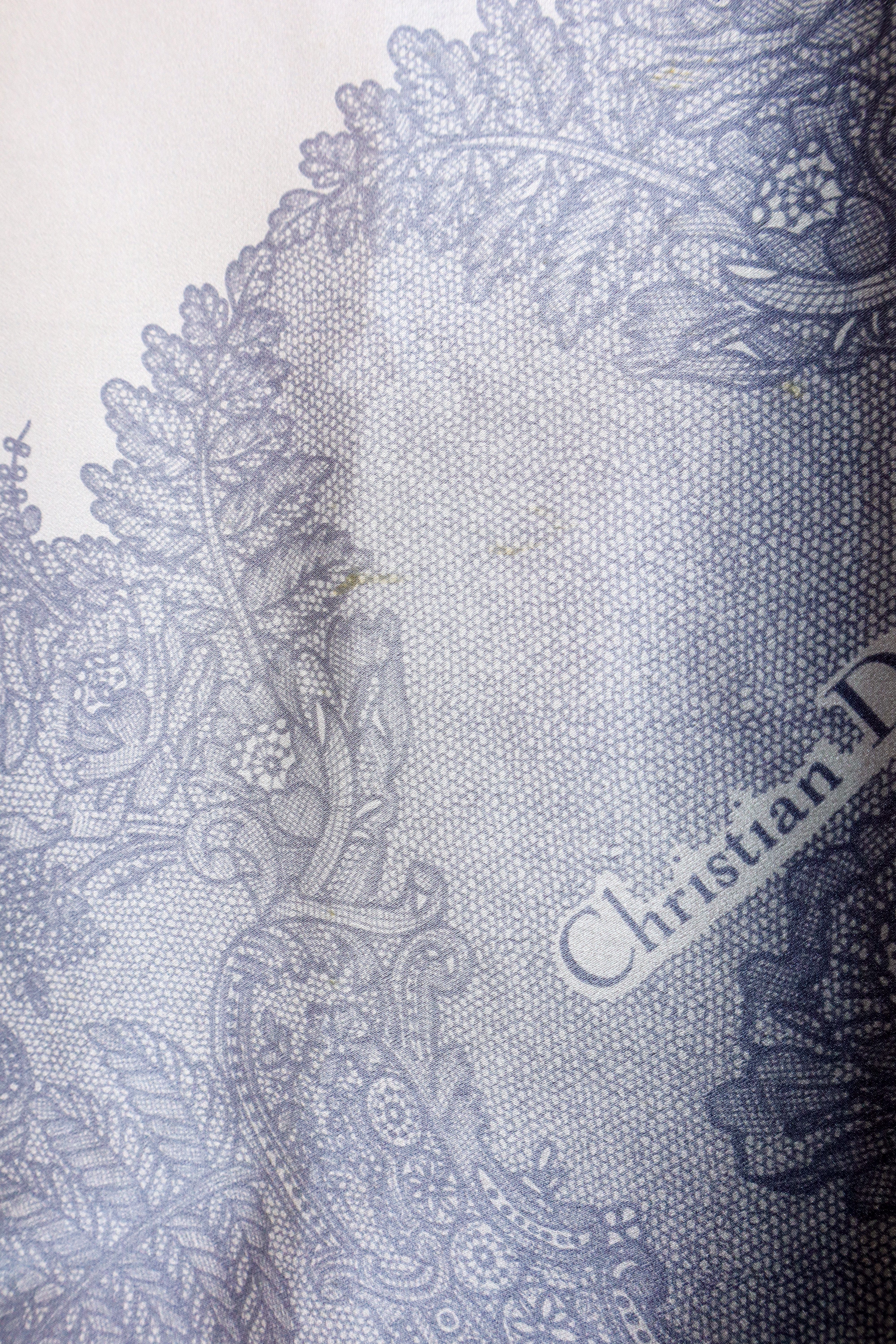 Christian Dior - unikatowy jedwabny szal „Toile de Jouy Chair”