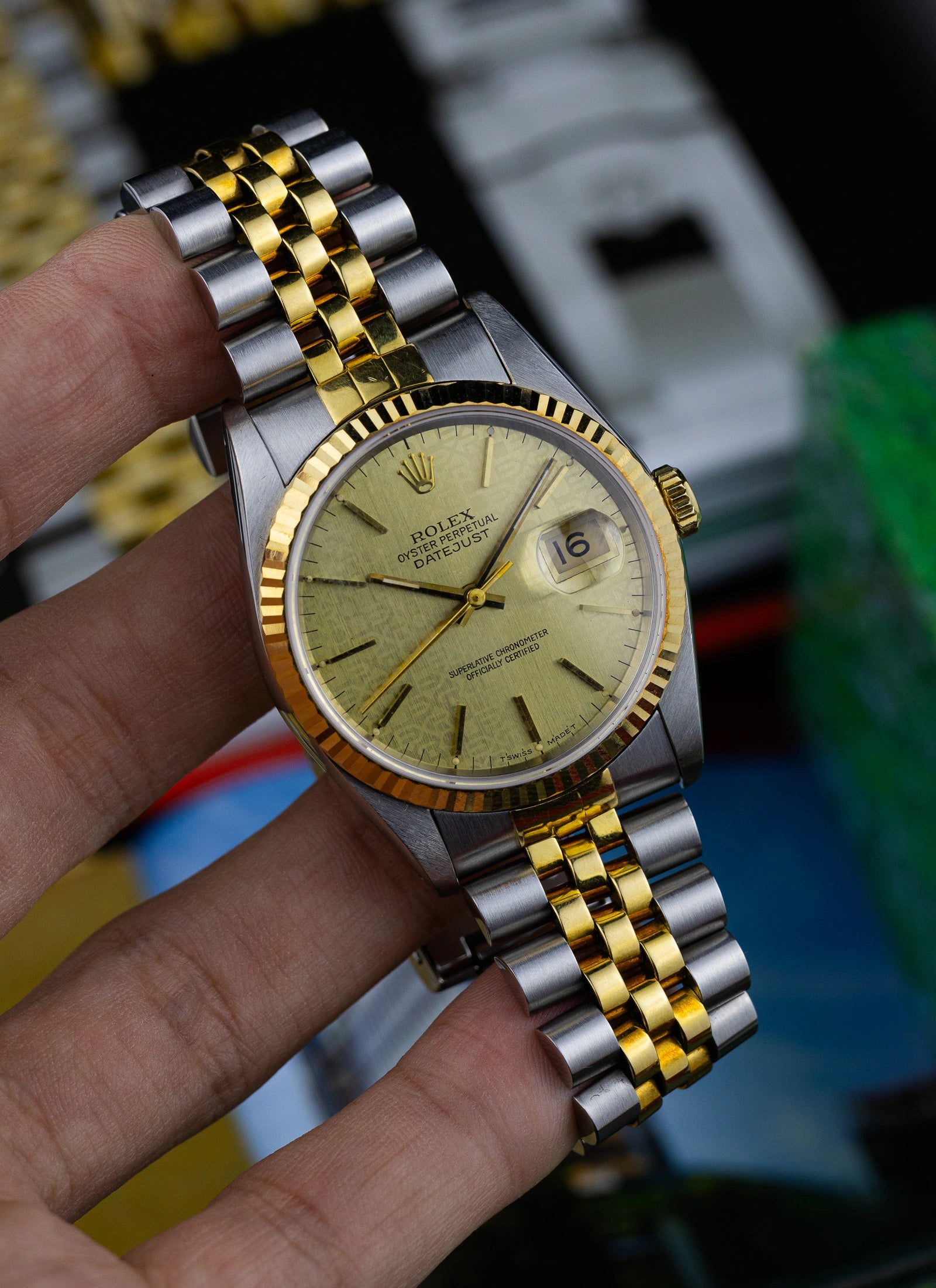 1990 Rolex Datejust Anniversary Dial 16233 Box
