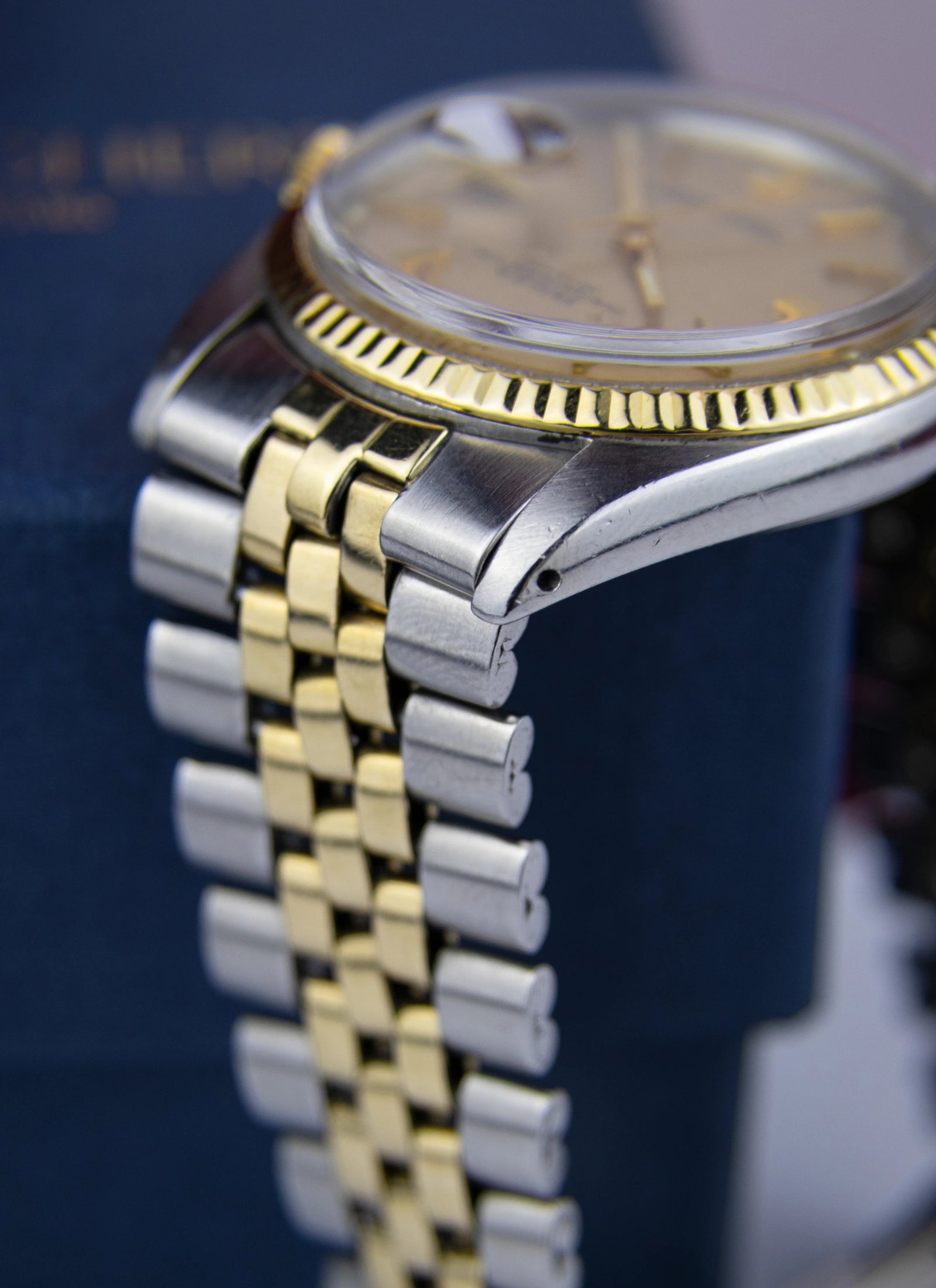 1973 Rolex Datejust 1601 Bicolor Linen Sigma Dial cal. 1570
