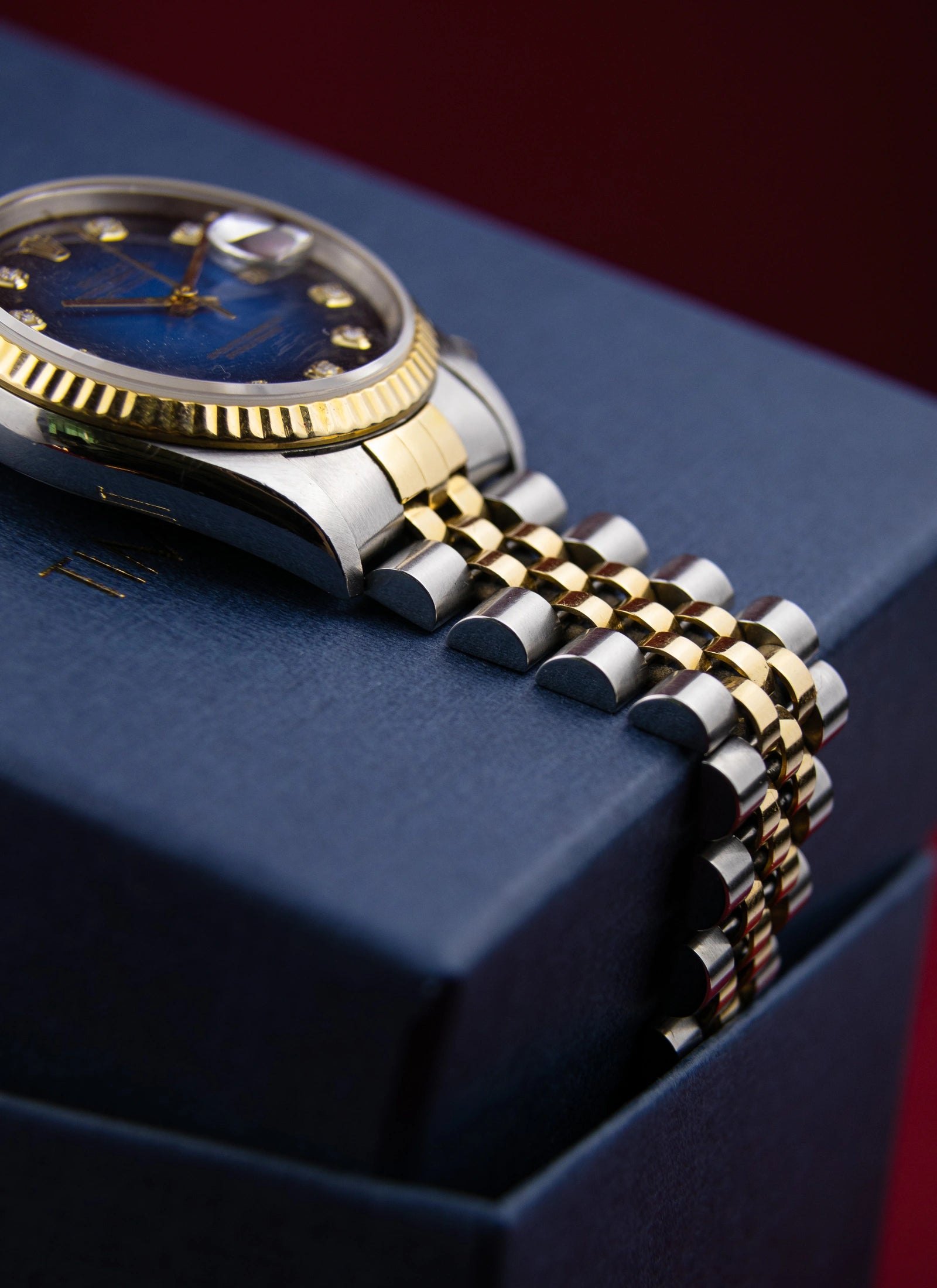 1995 Rolex Datejust 16233 Blue Vignette Diamond Dial