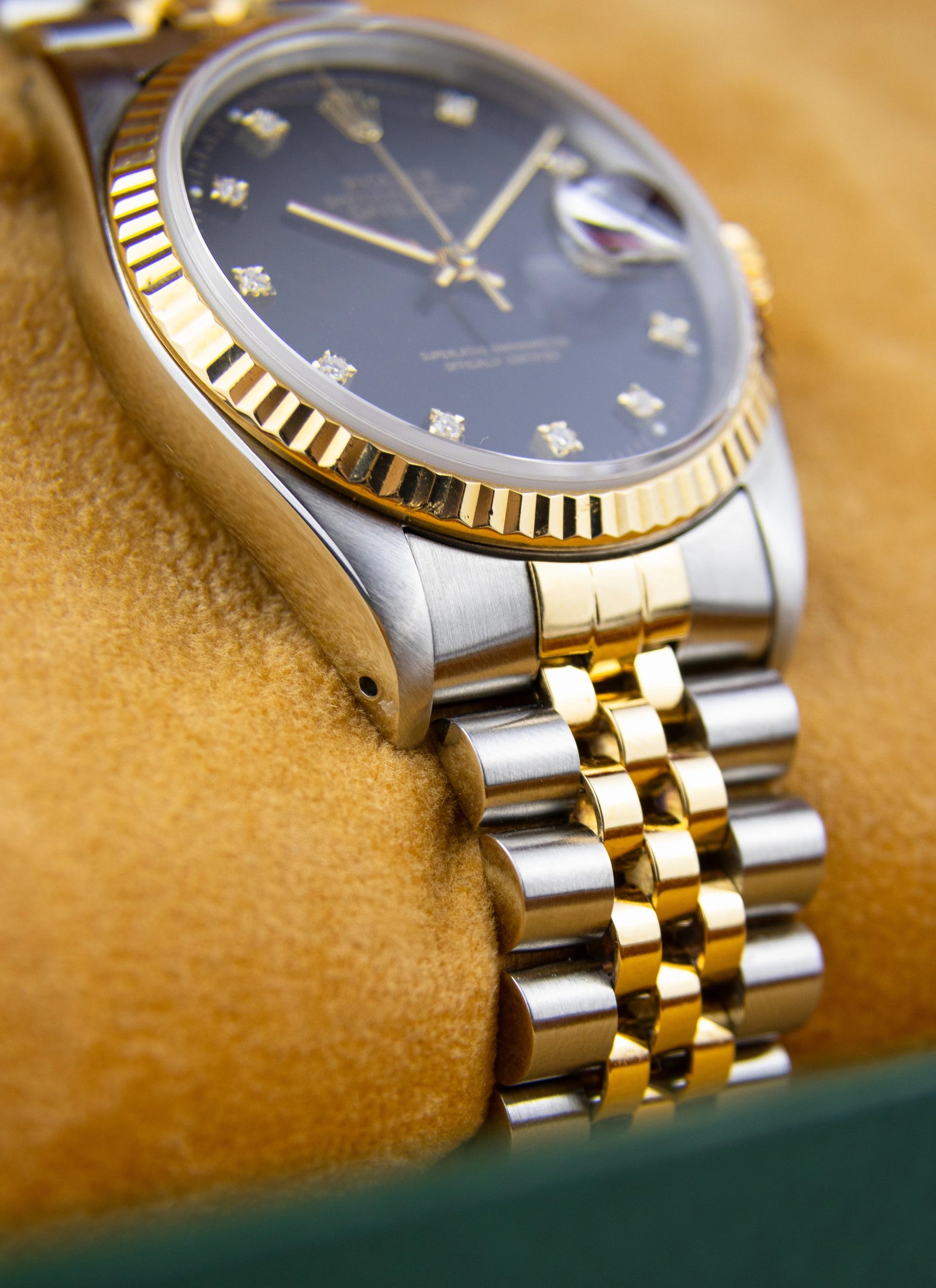 1994 Rolex Datejust 16233 Black Diamond Dial Full Set