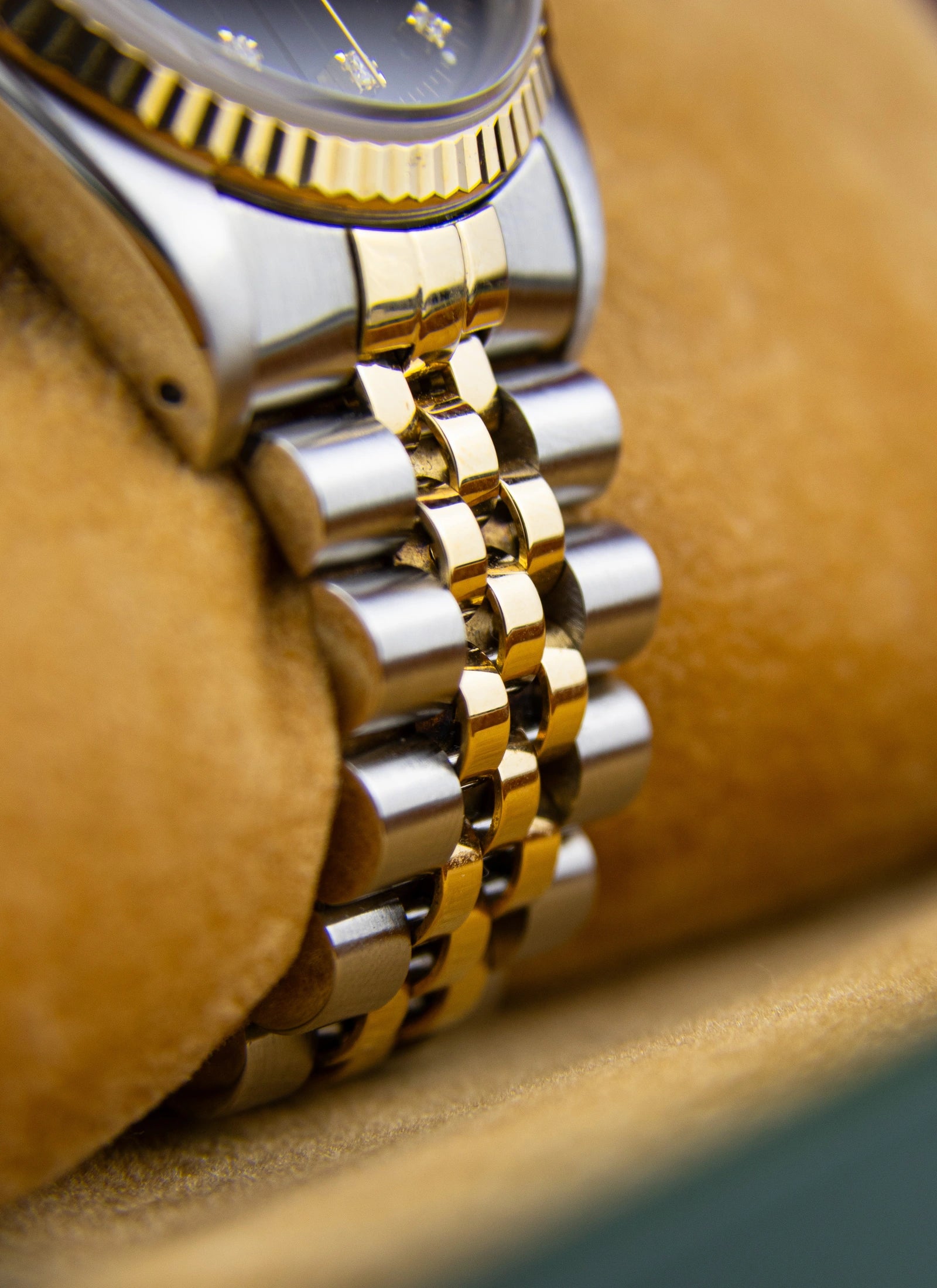 1994 Rolex Datejust 16233 Black Diamond Dial Full Set