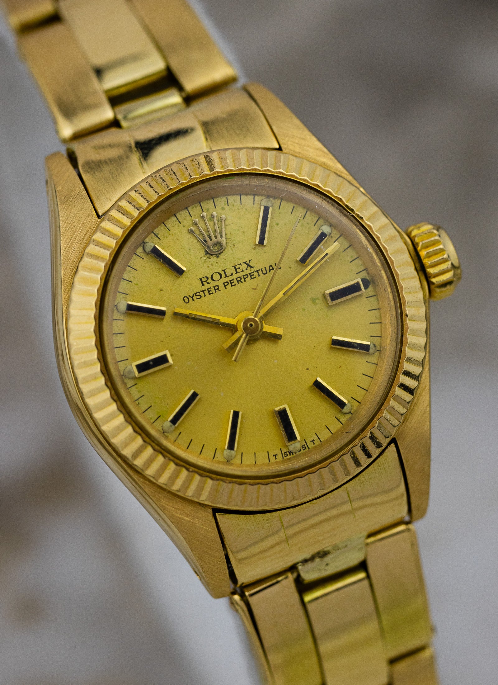 1981 18K Lady Rolex Oyster Perpetual 6719