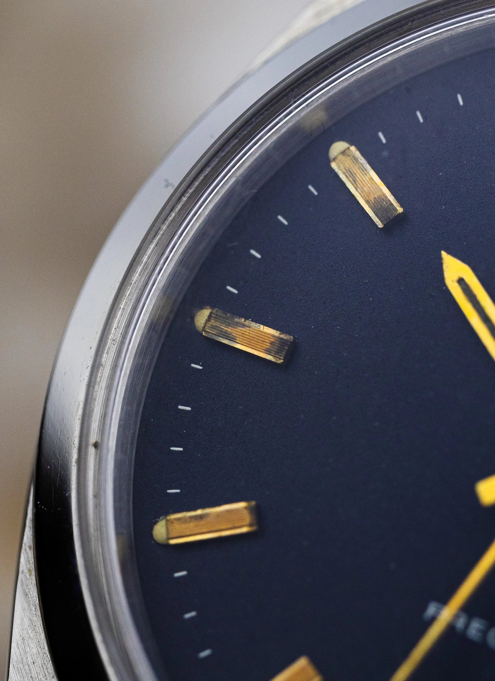 Rolex Oysterdate 6694 Black Dial