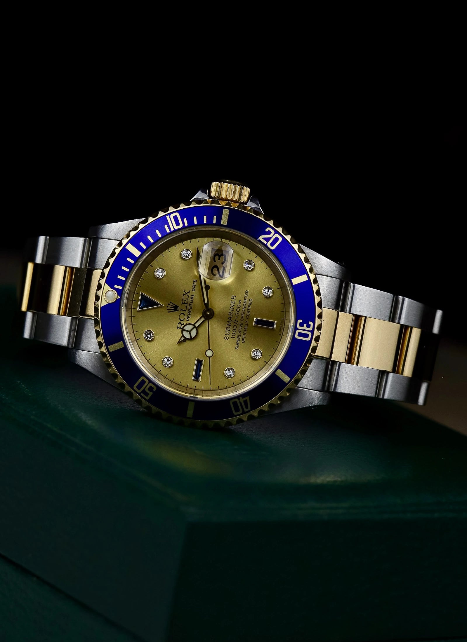 1999 Rolex Submariner Serti Dial Ref 16613