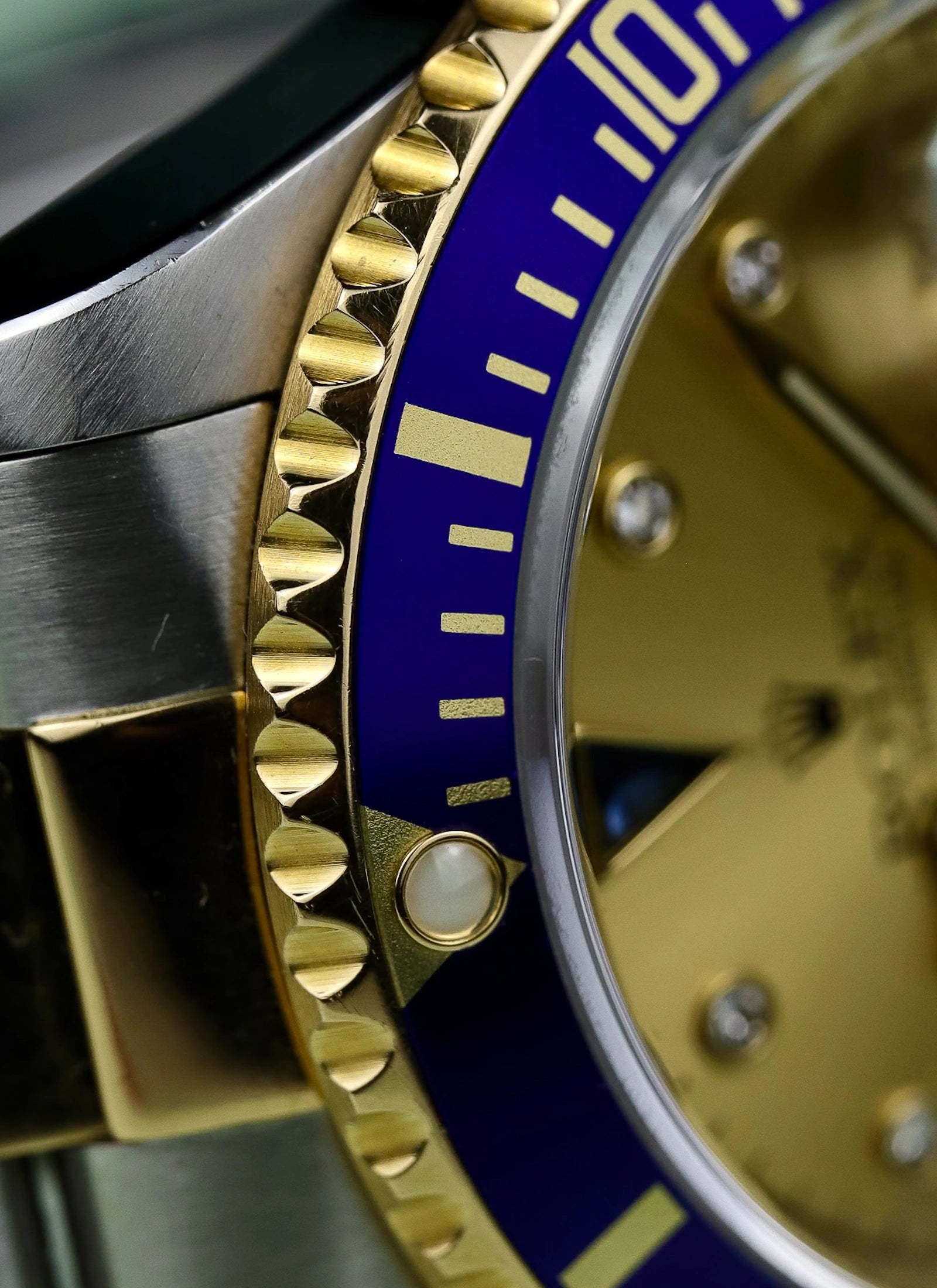 1999 Rolex Submariner Serti Dial Ref 16613