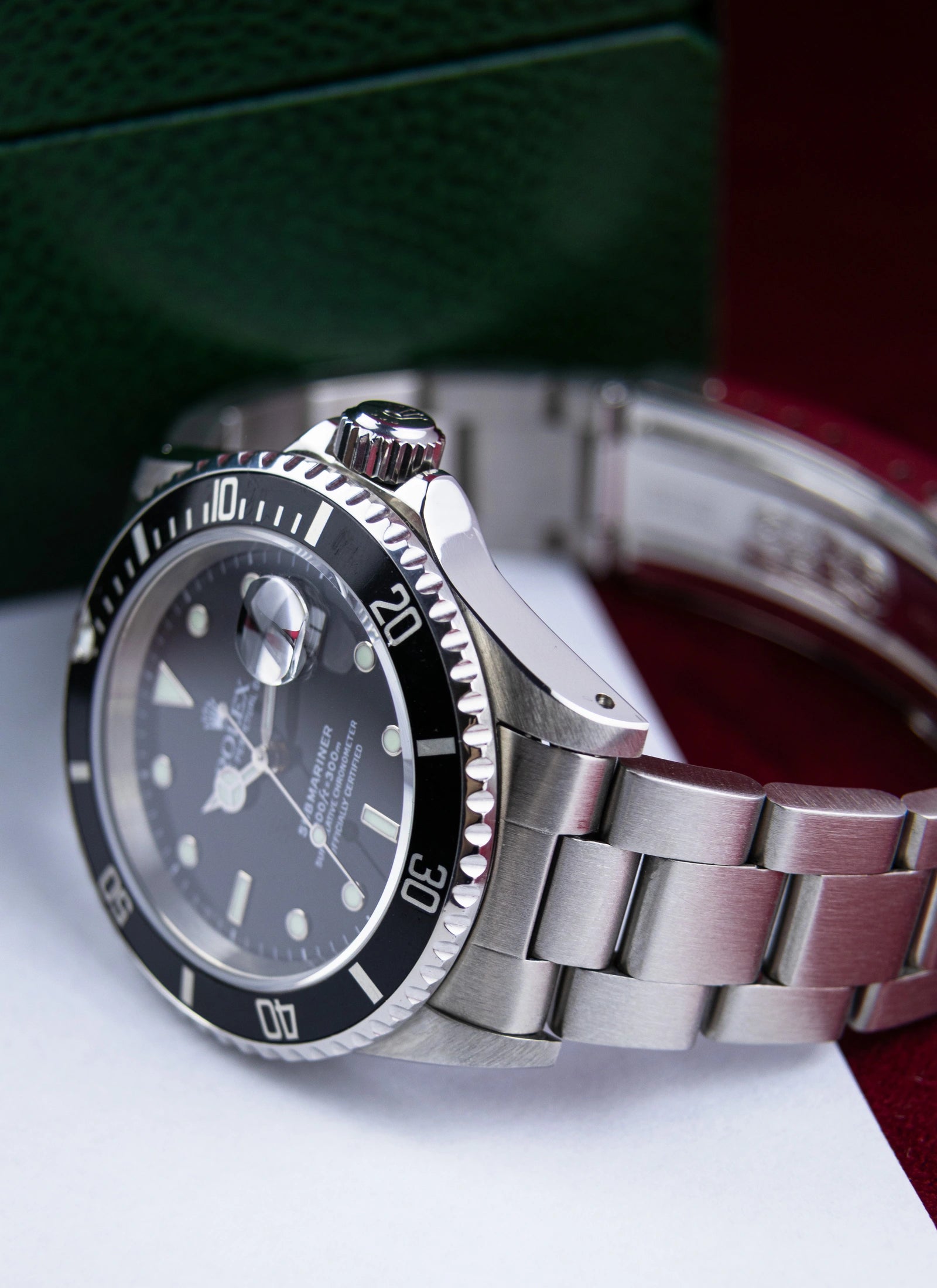 1999 Rolex Submariner 16610 "Swiss Only" Dial