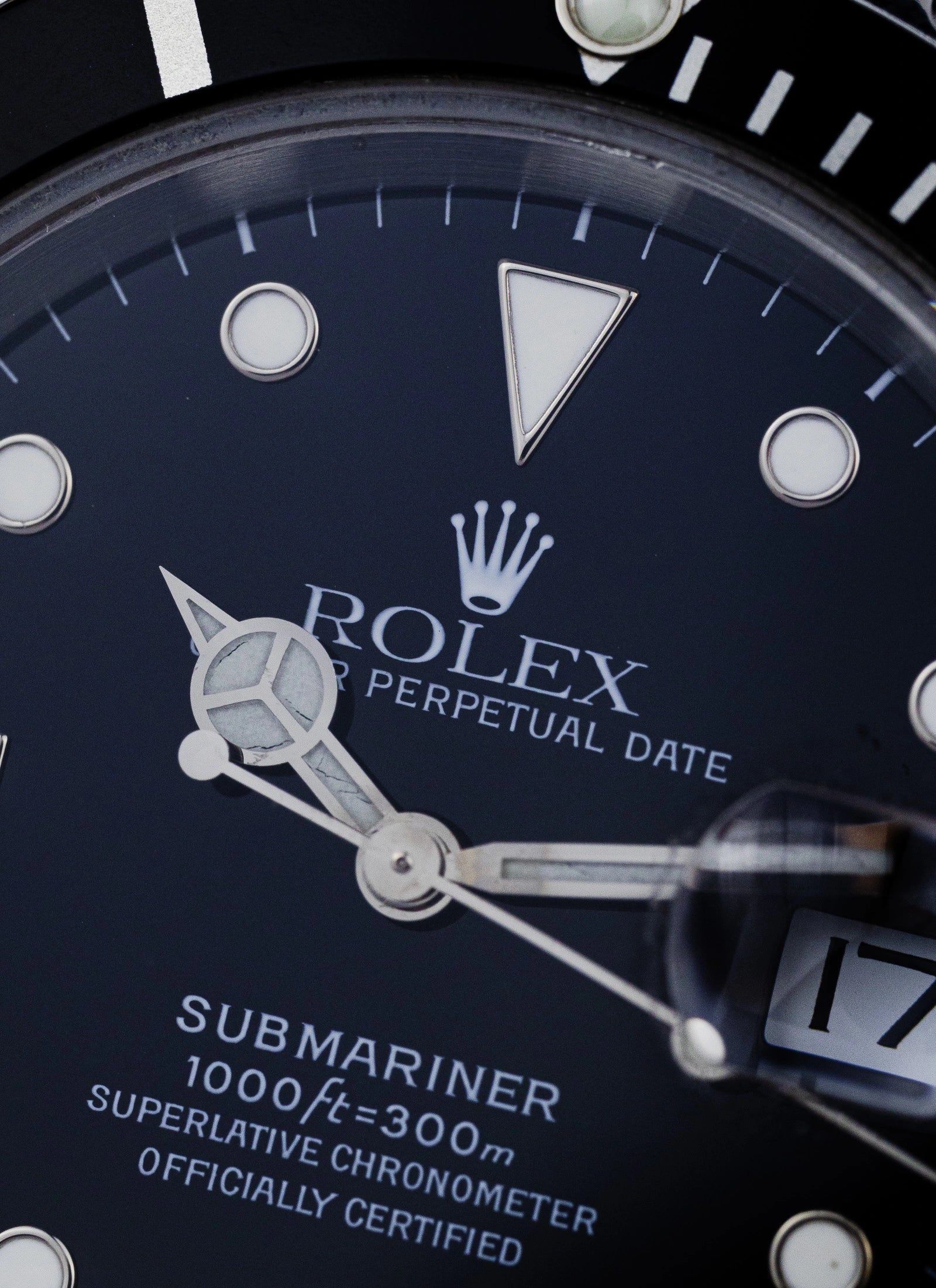 1997 Rolex Submariner Date 16610