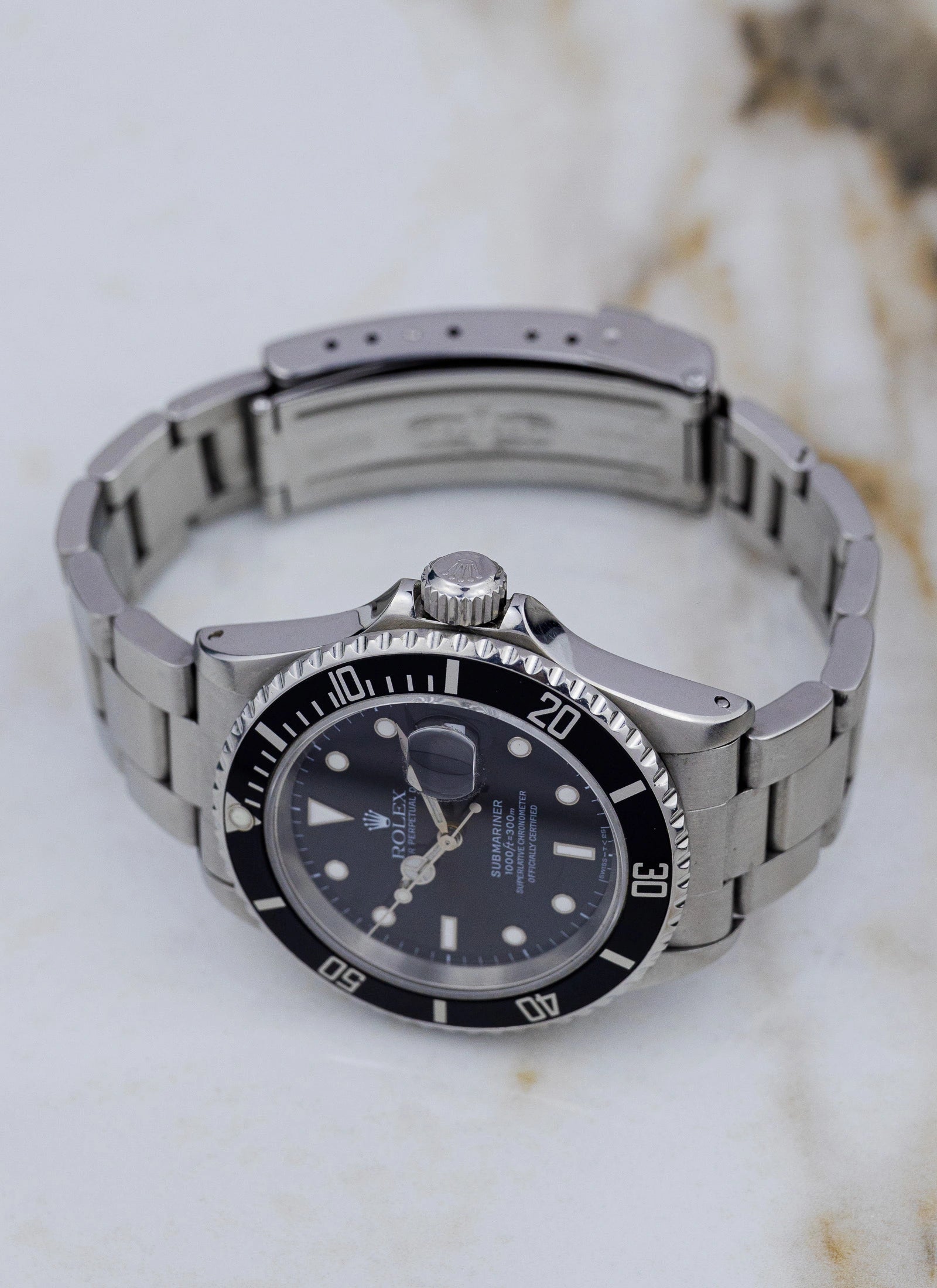 1997 Rolex Submariner Date 16610