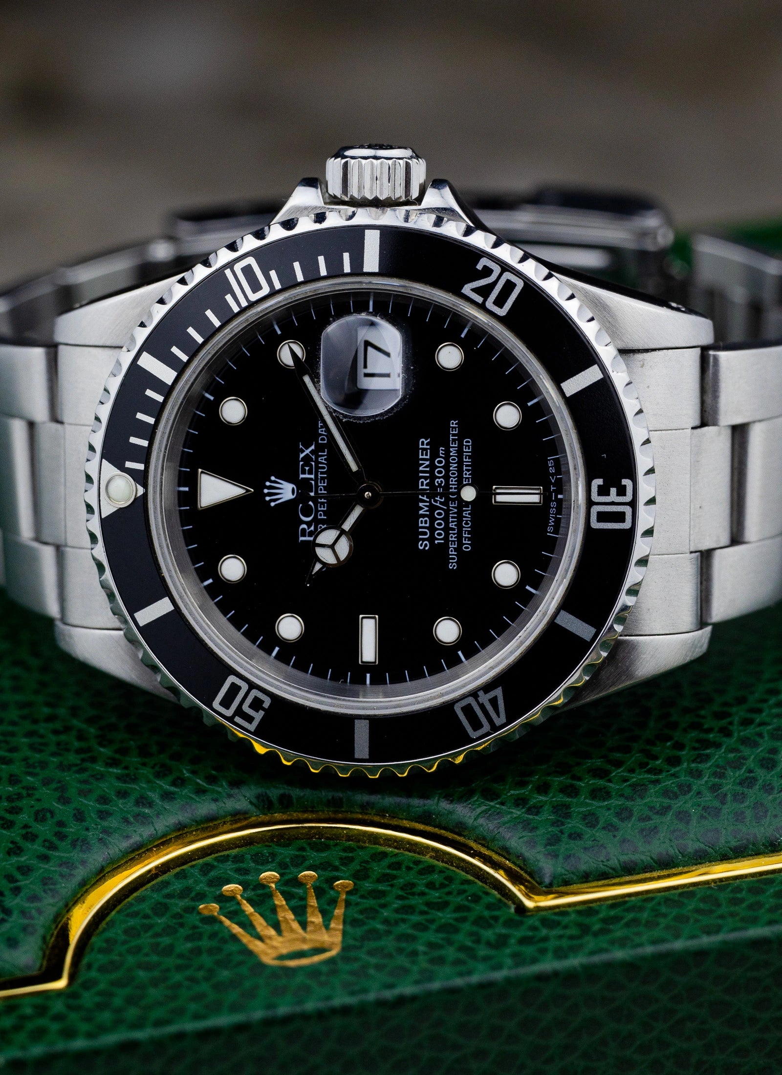 1997 Rolex Submariner Date 16610